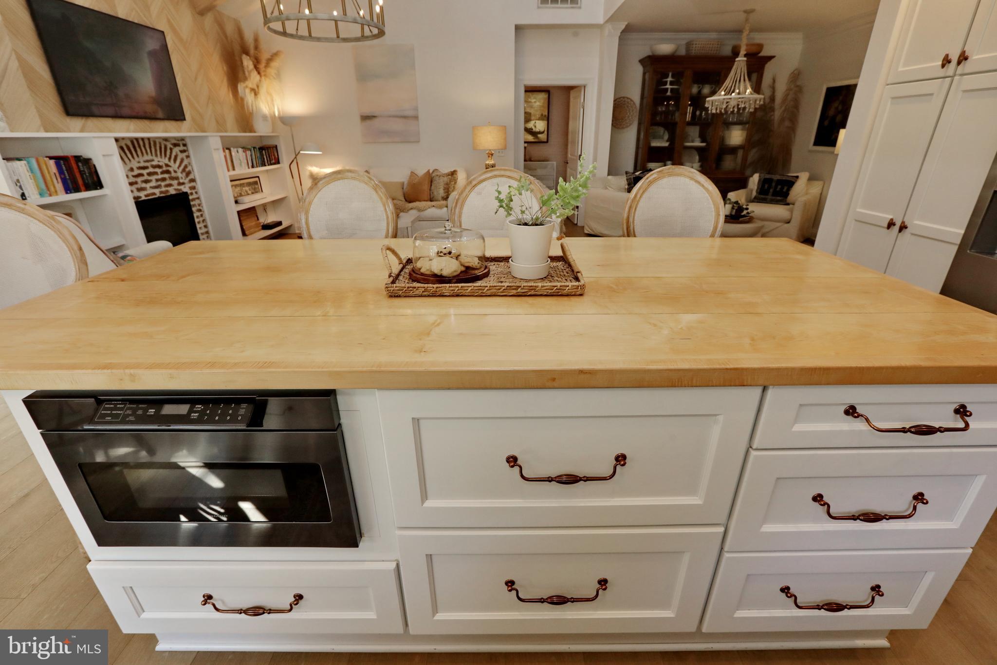 THE VILLAGES OF STEEPLECHASE - Residential