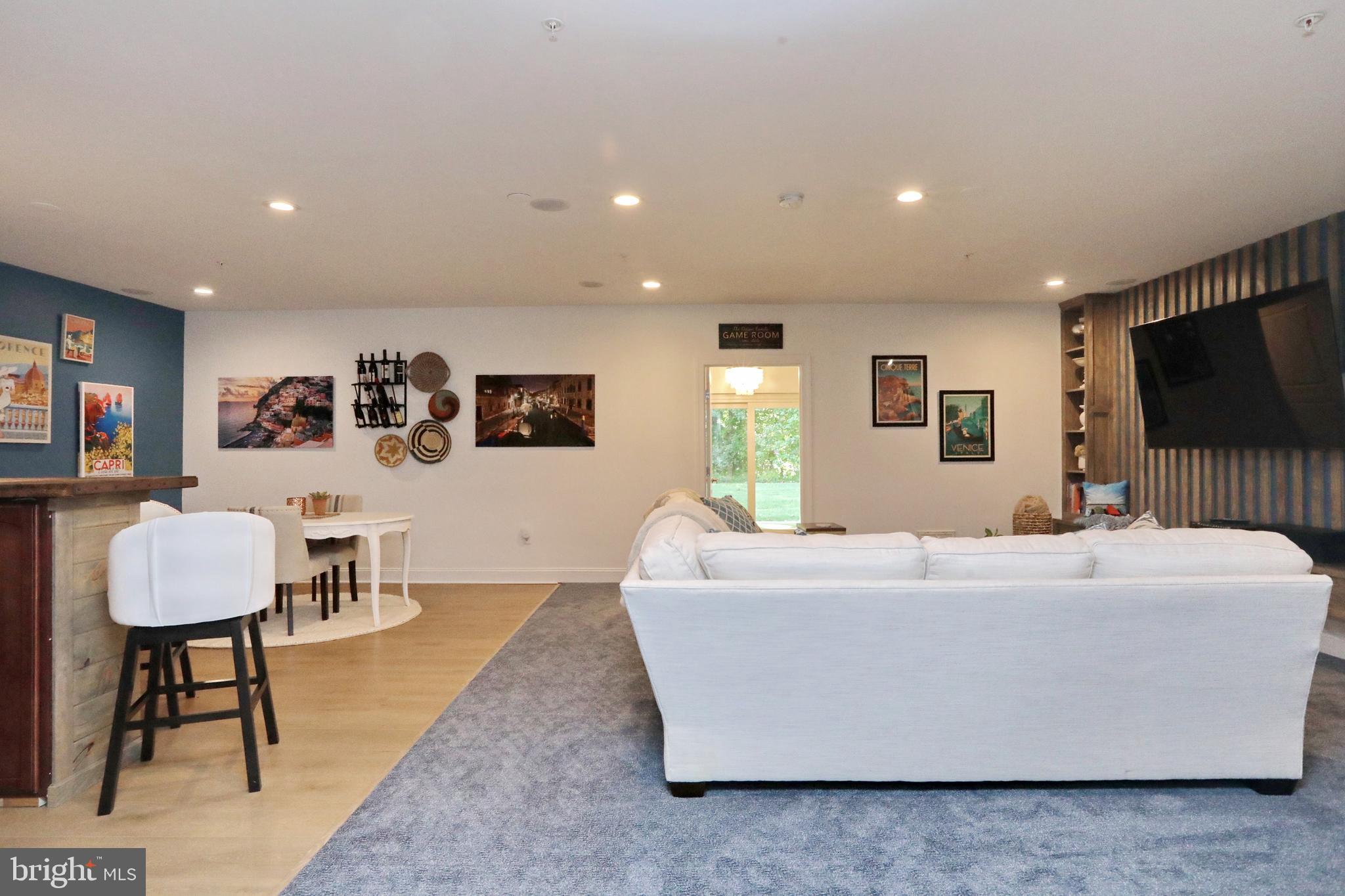 THE VILLAGES OF STEEPLECHASE - Residential