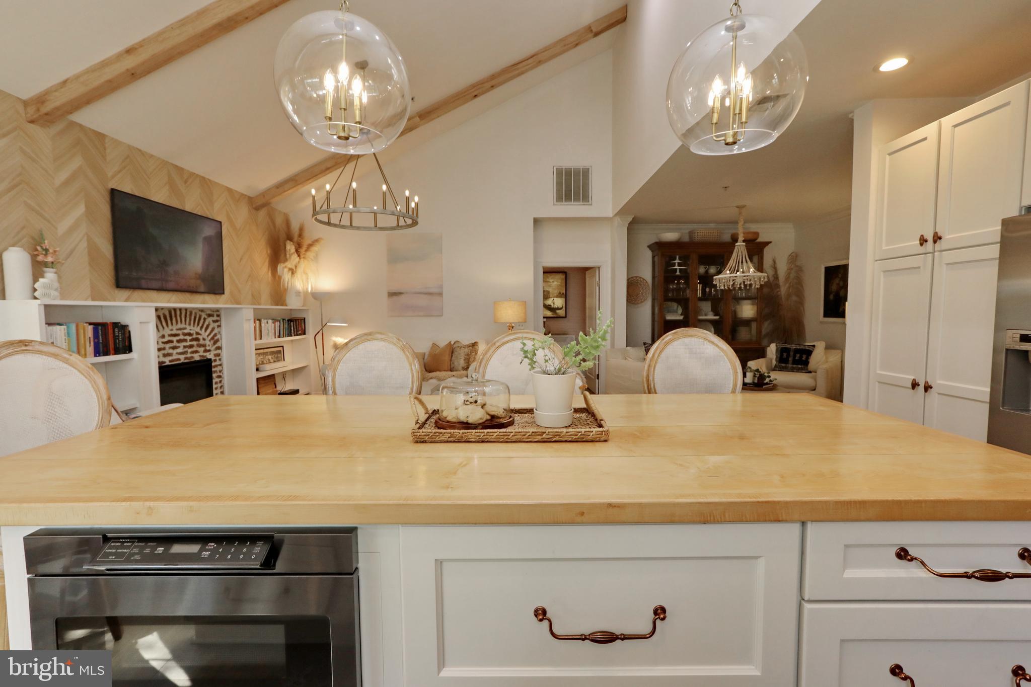 THE VILLAGES OF STEEPLECHASE - Residential