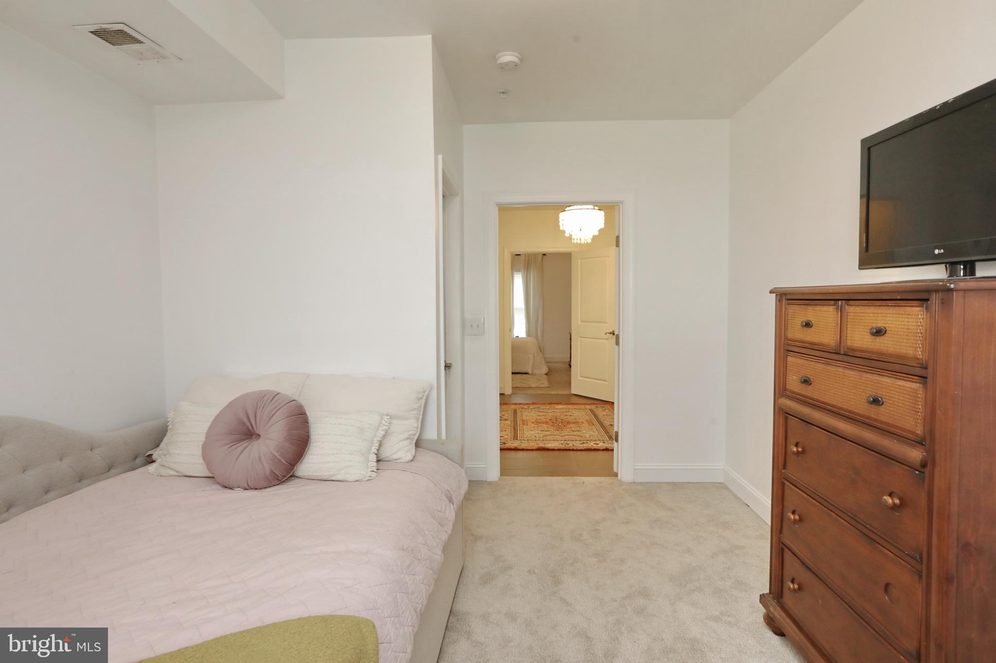 THE VILLAGES OF STEEPLECHASE - Residential