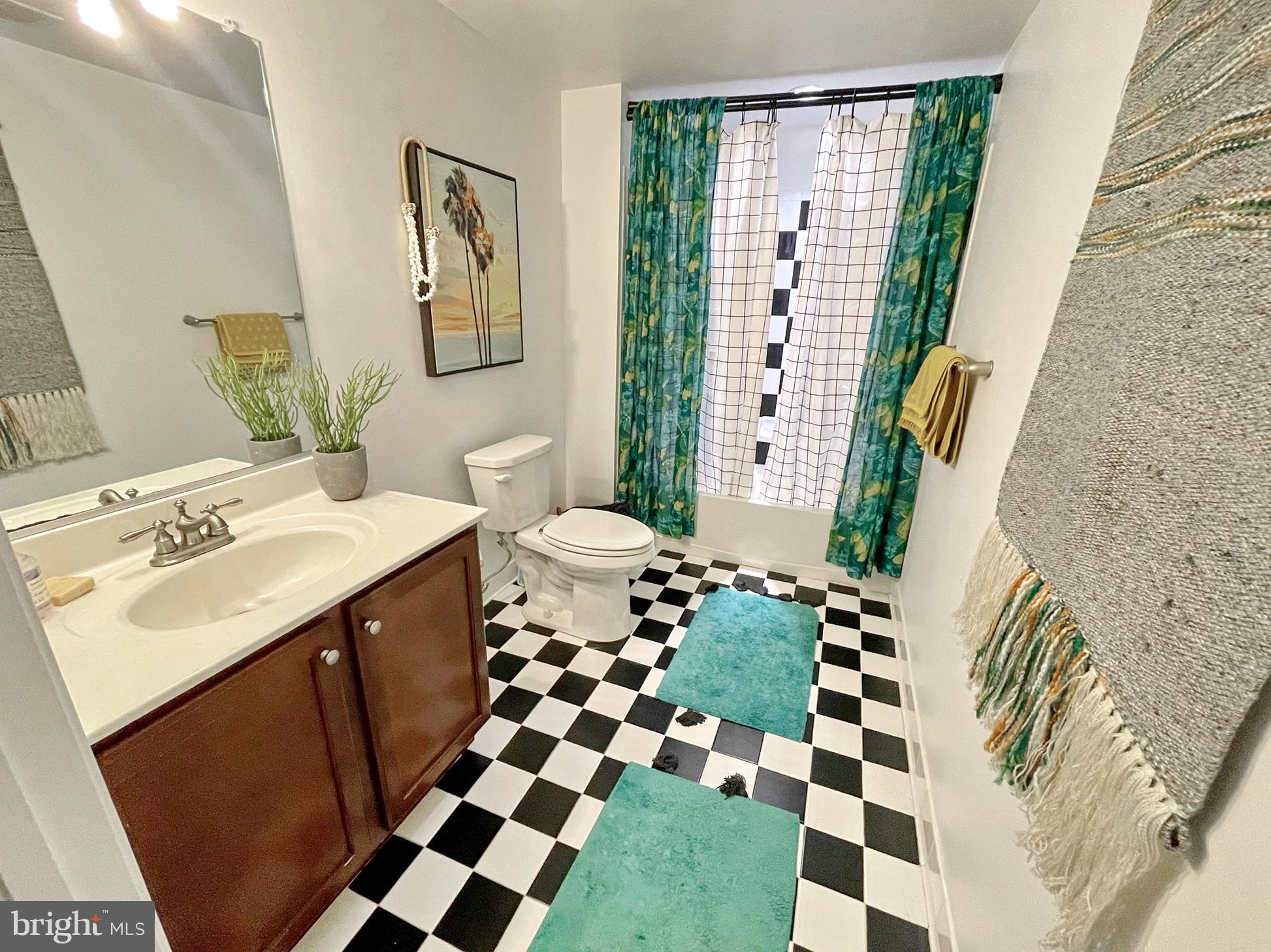 THE VILLAGES OF STEEPLECHASE - Residential