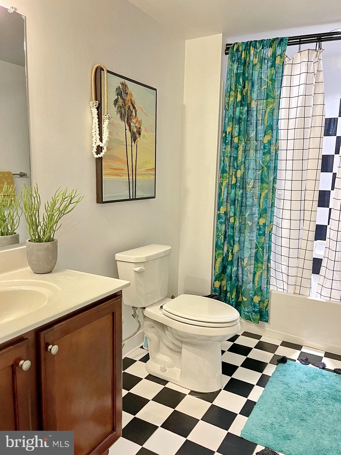 THE VILLAGES OF STEEPLECHASE - Residential