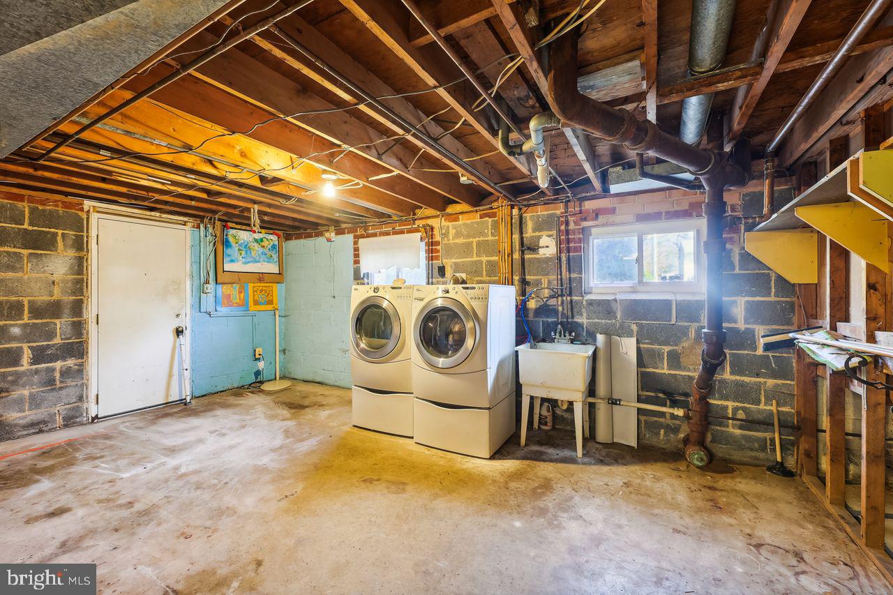 CYPRESS GARDENS - Residential