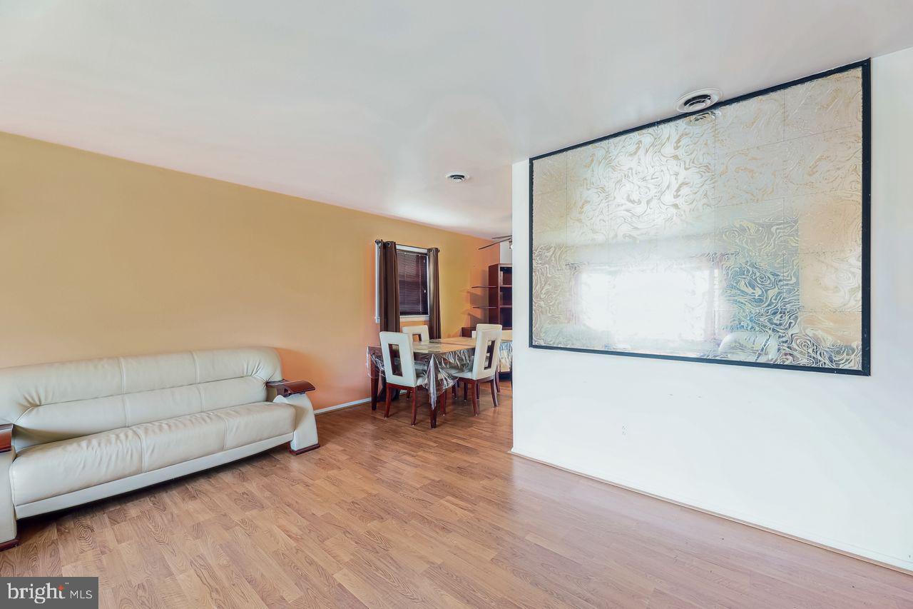 CYPRESS GARDENS - Residential