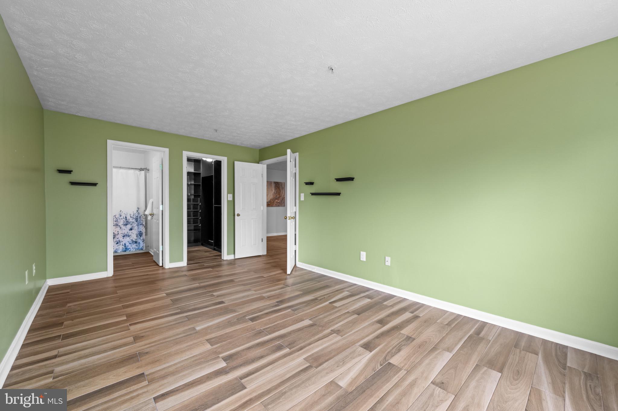 TIMBERGROVE - Residential