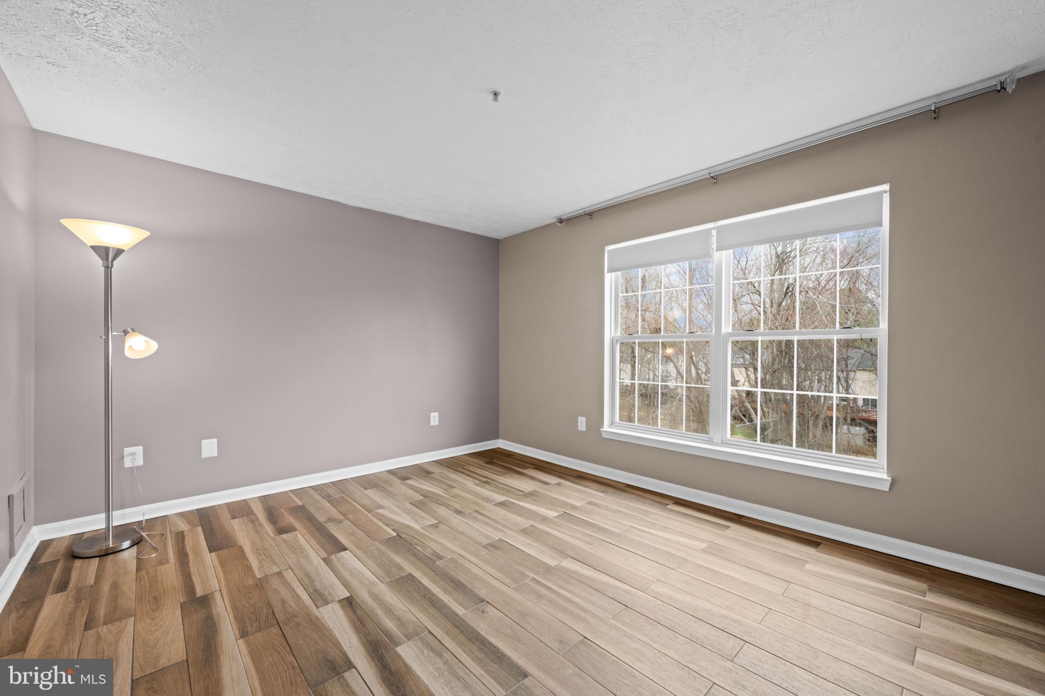 TIMBERGROVE - Residential