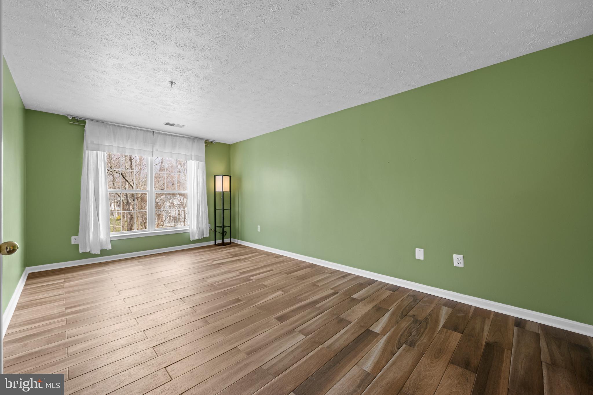 TIMBERGROVE - Residential