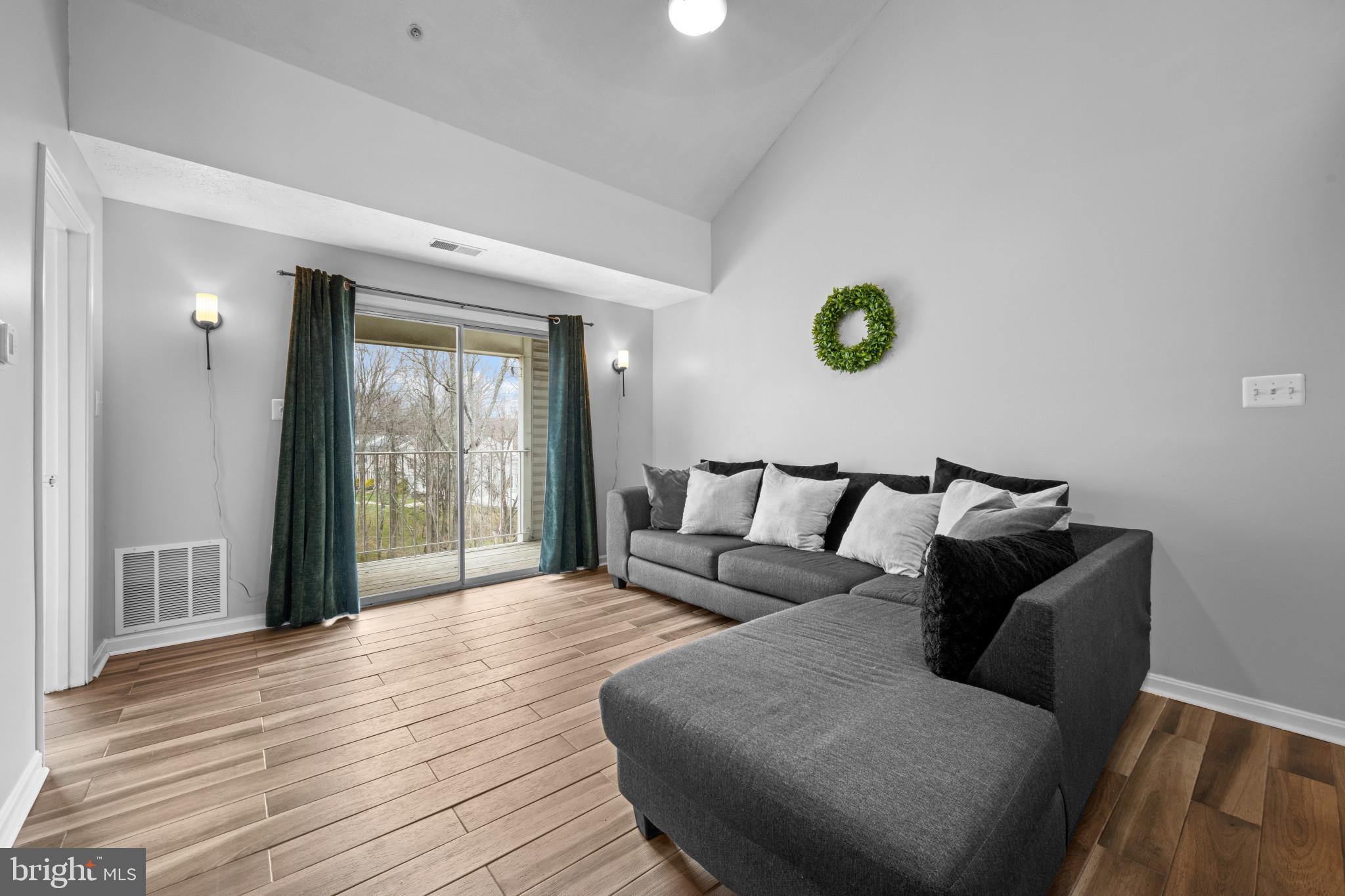 TIMBERGROVE - Residential