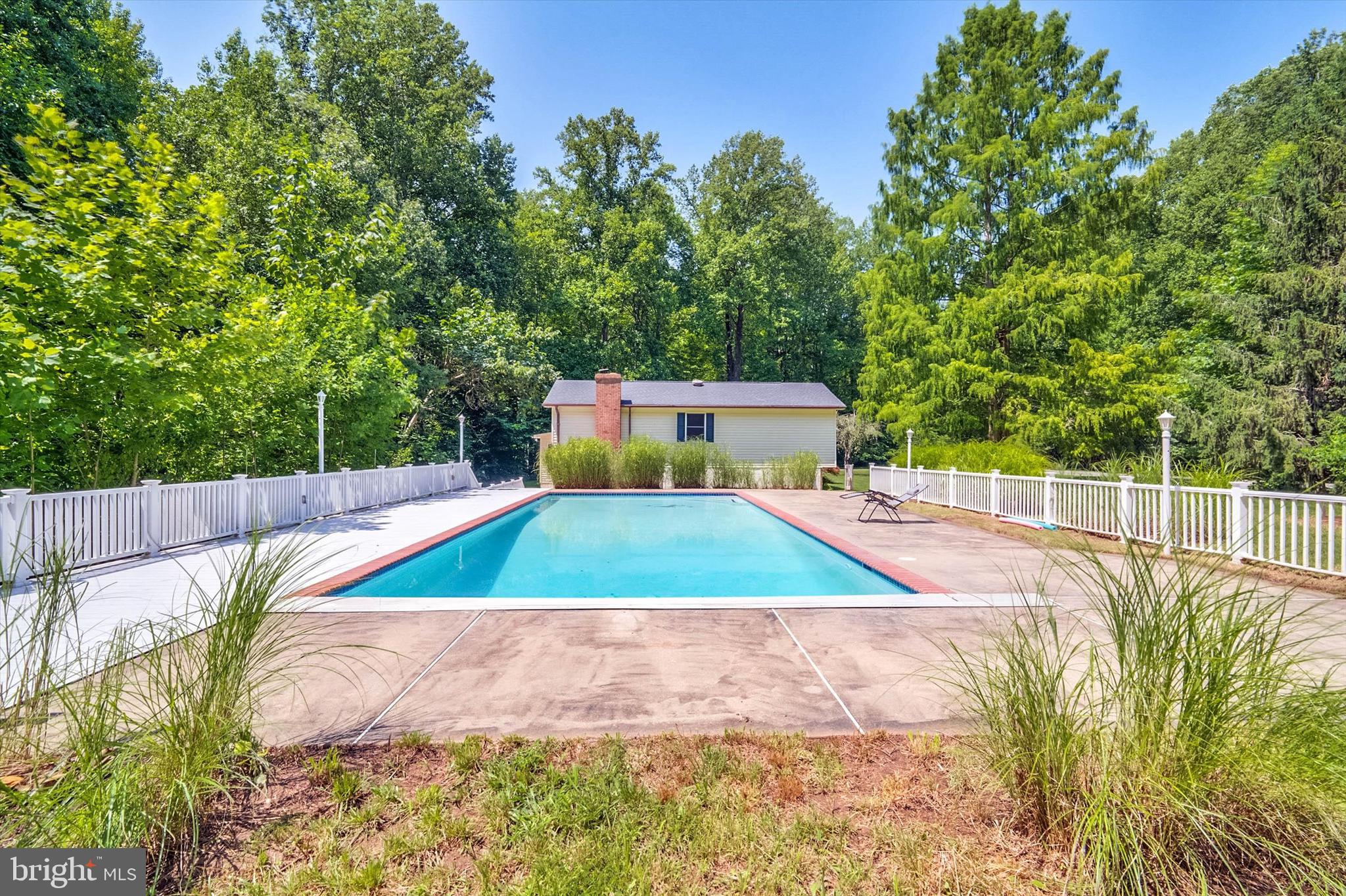 3611 KAREN DRIVE