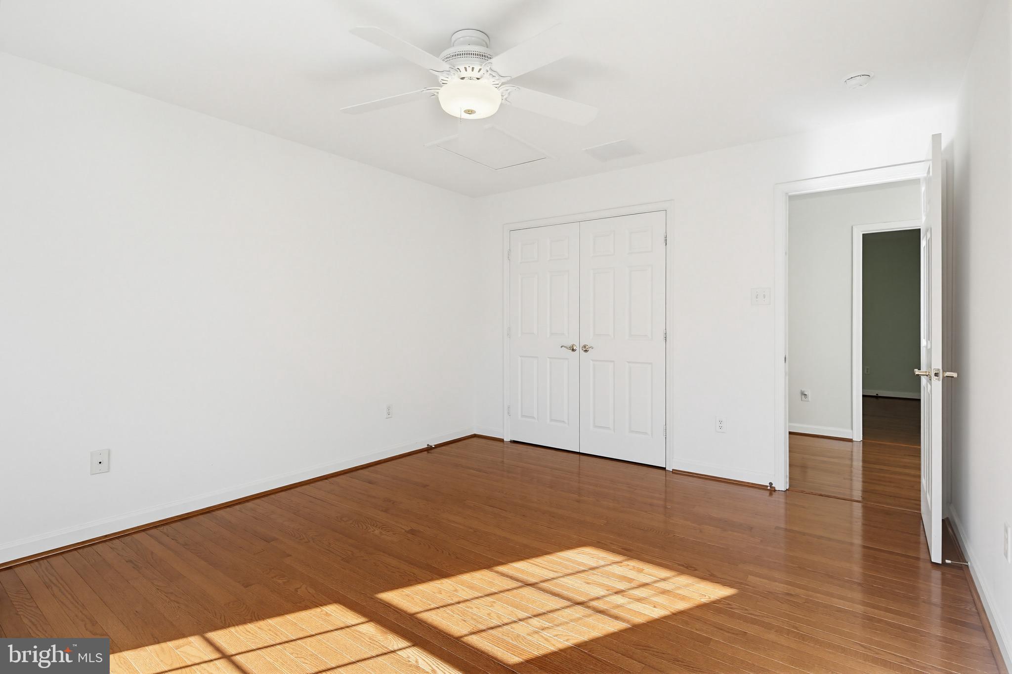 VILLAGE OF RIVER HILL - Residential