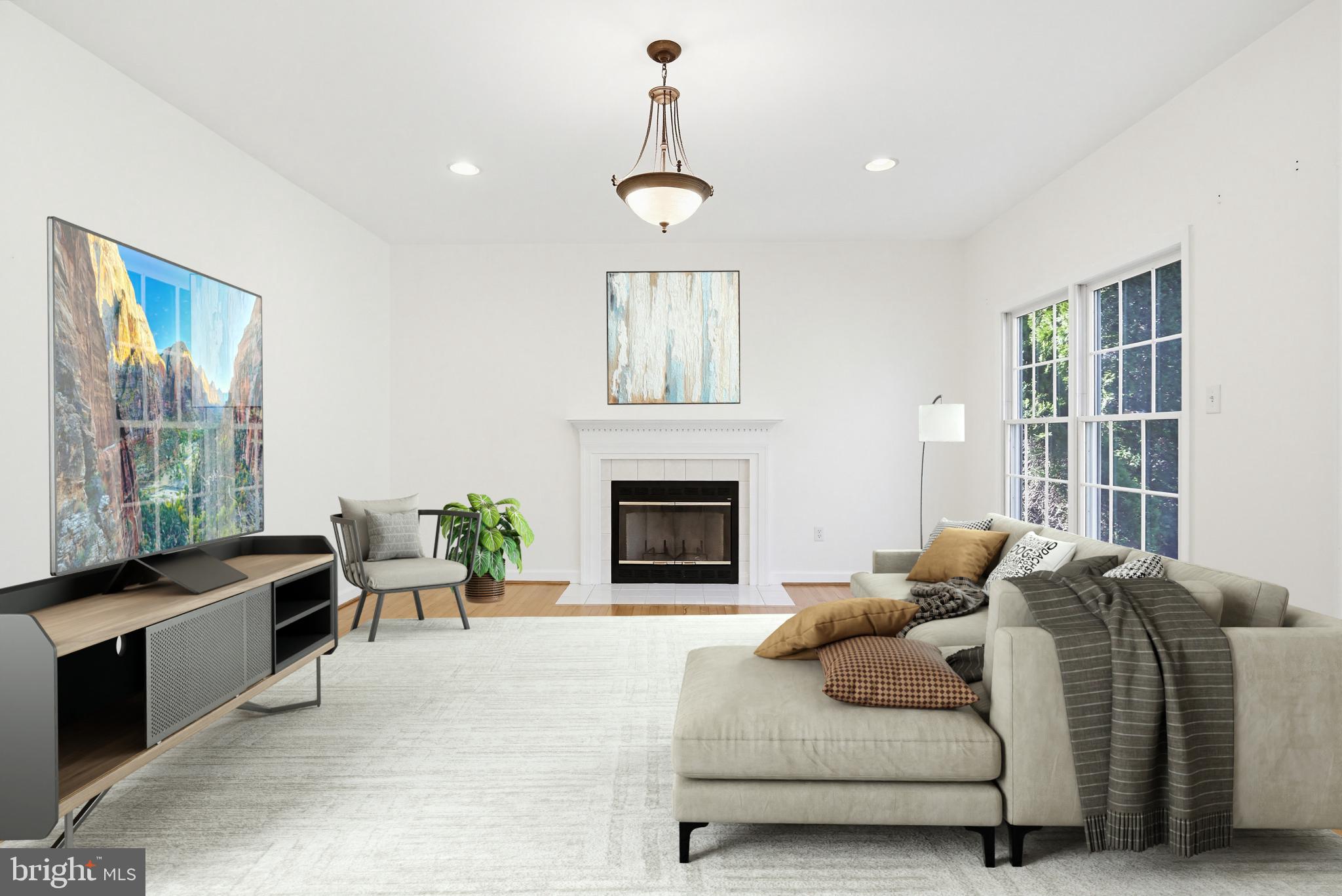 VILLAGE OF RIVER HILL - Residential