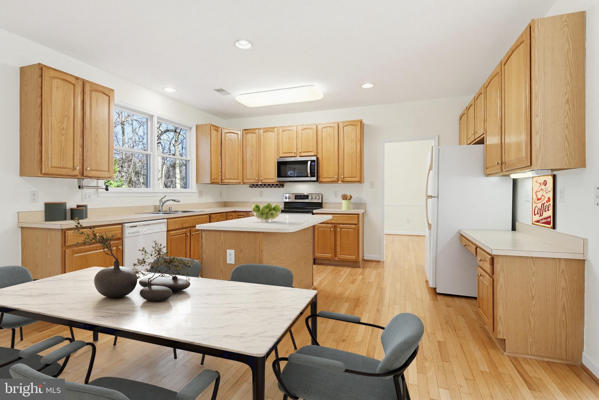 VILLAGE OF RIVER HILL - Residential