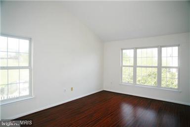 ROLLING BROOK - Residential Lease