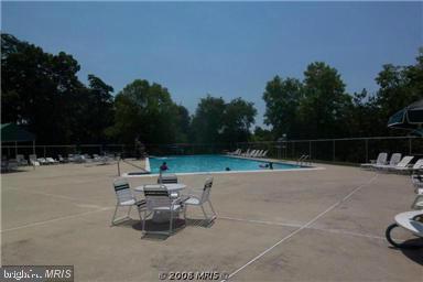 ROLLING BROOK - Residential Lease