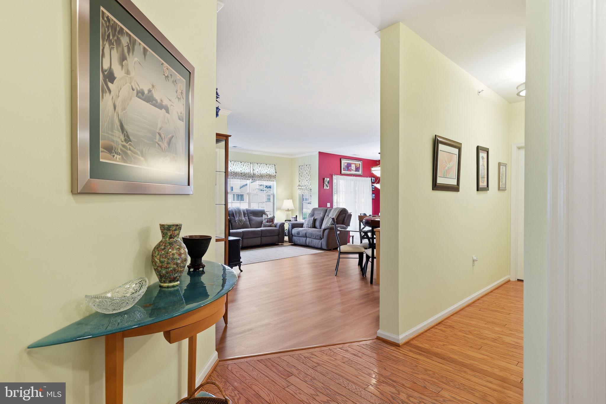 HERITAGE CR ESTS - Residential