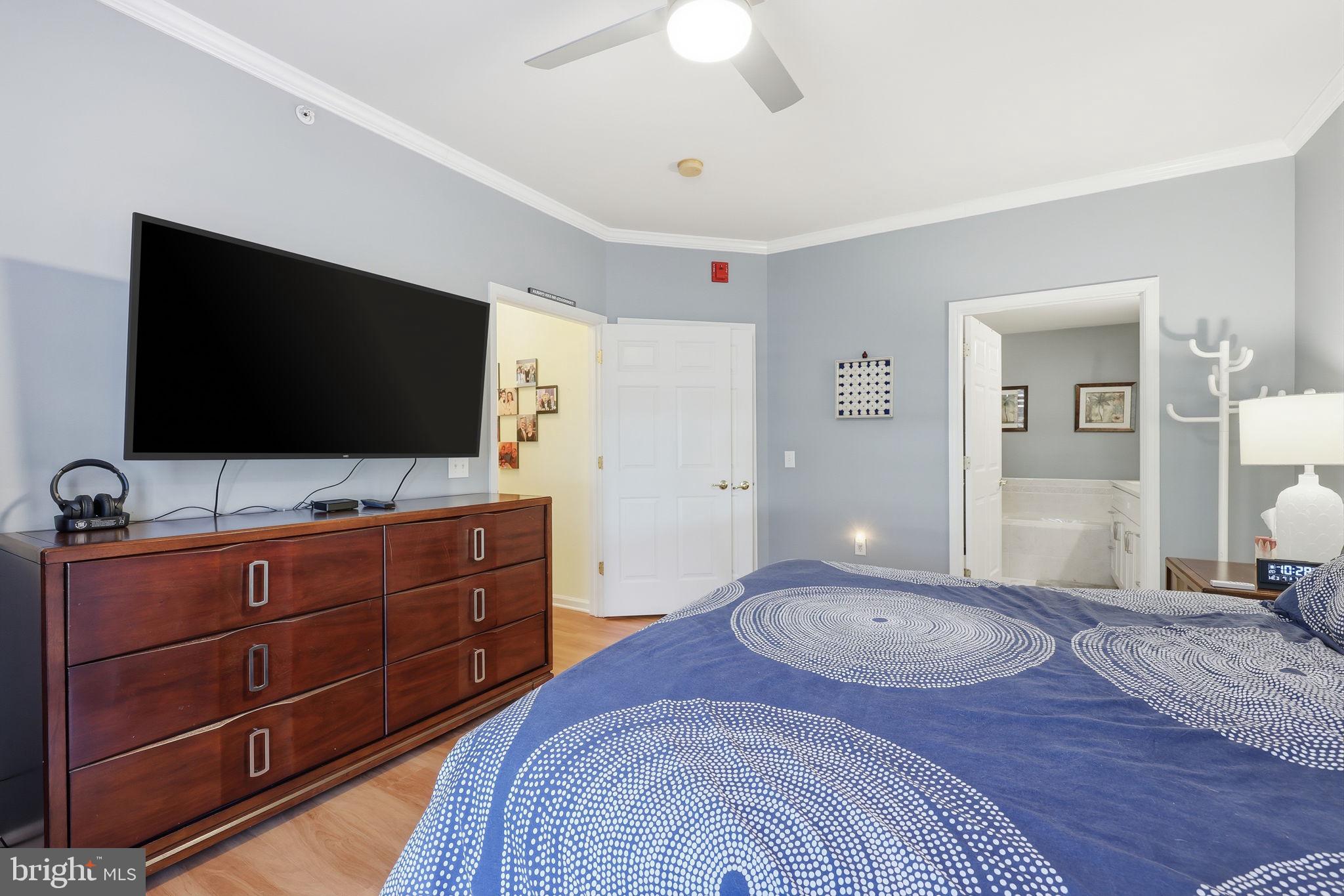 HERITAGE CR ESTS - Residential