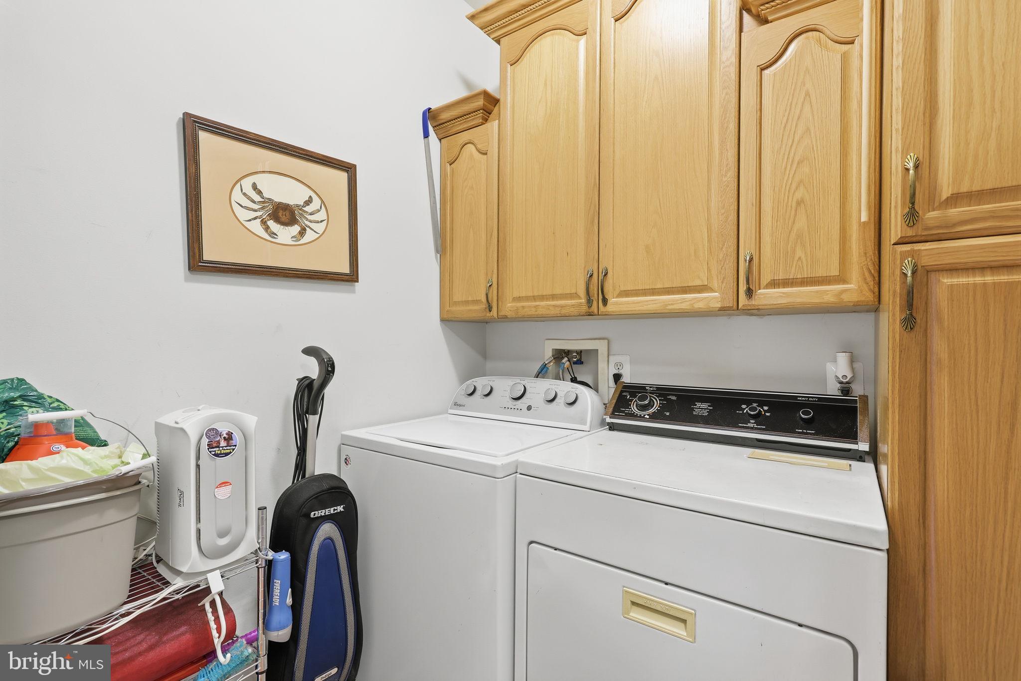 HERITAGE CR ESTS - Residential