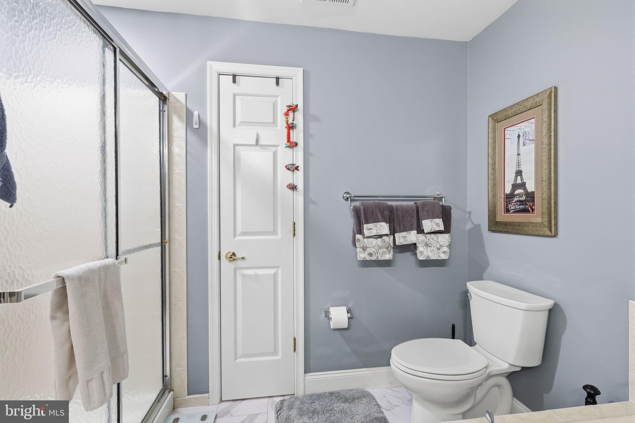 HERITAGE CR ESTS - Residential