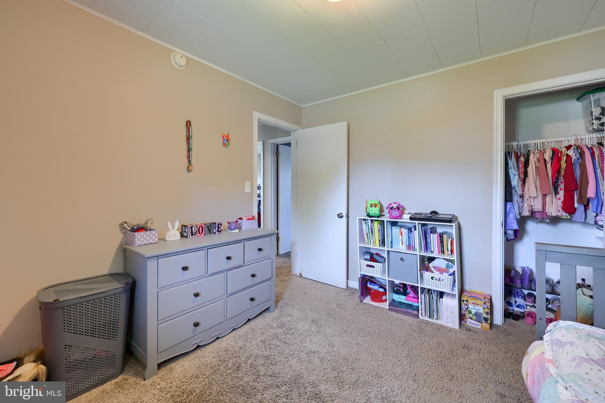 ELIZABETHTOWN BOROUGH - Residential