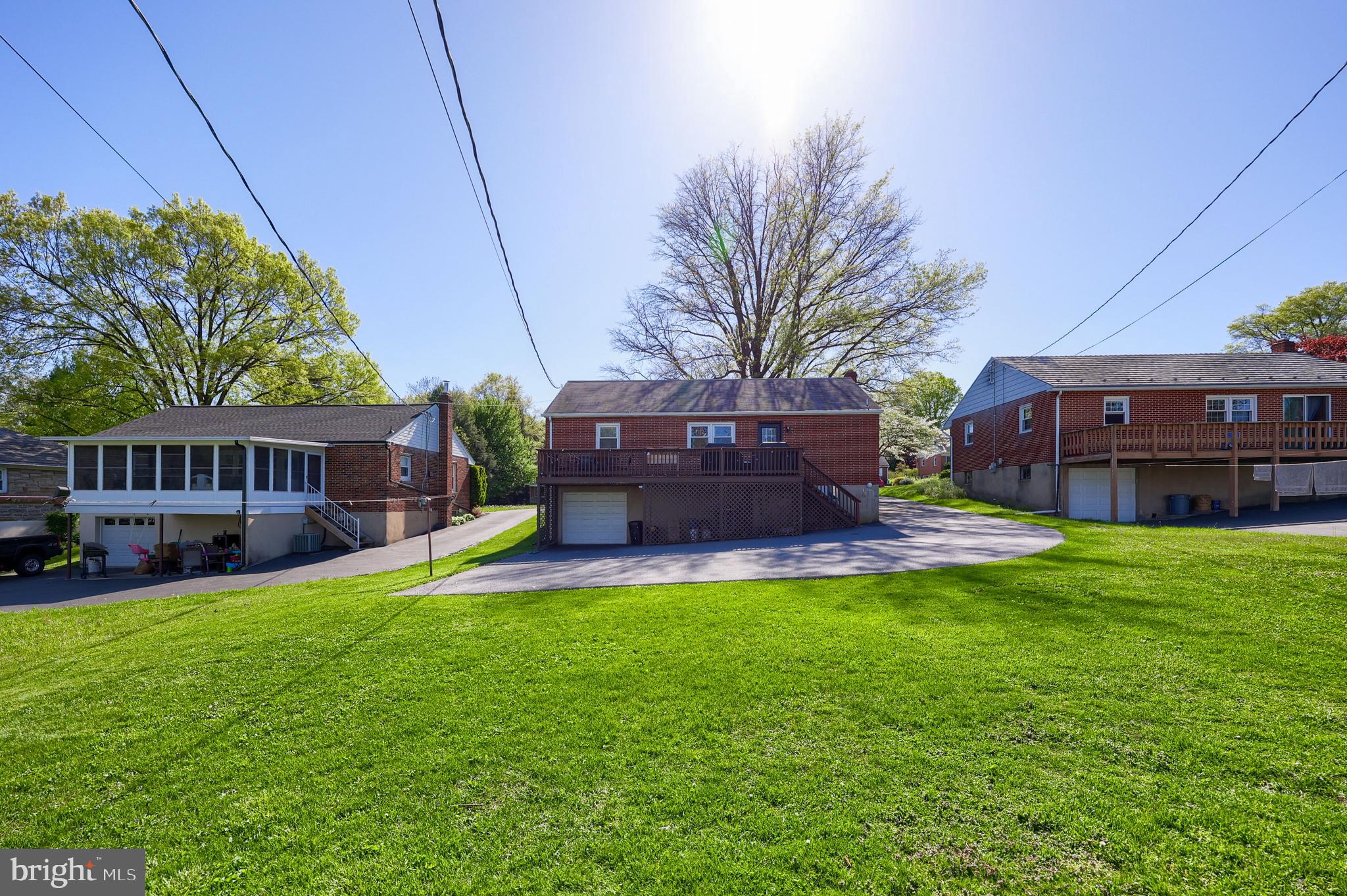ELIZABETHTOWN BOROUGH - Residential