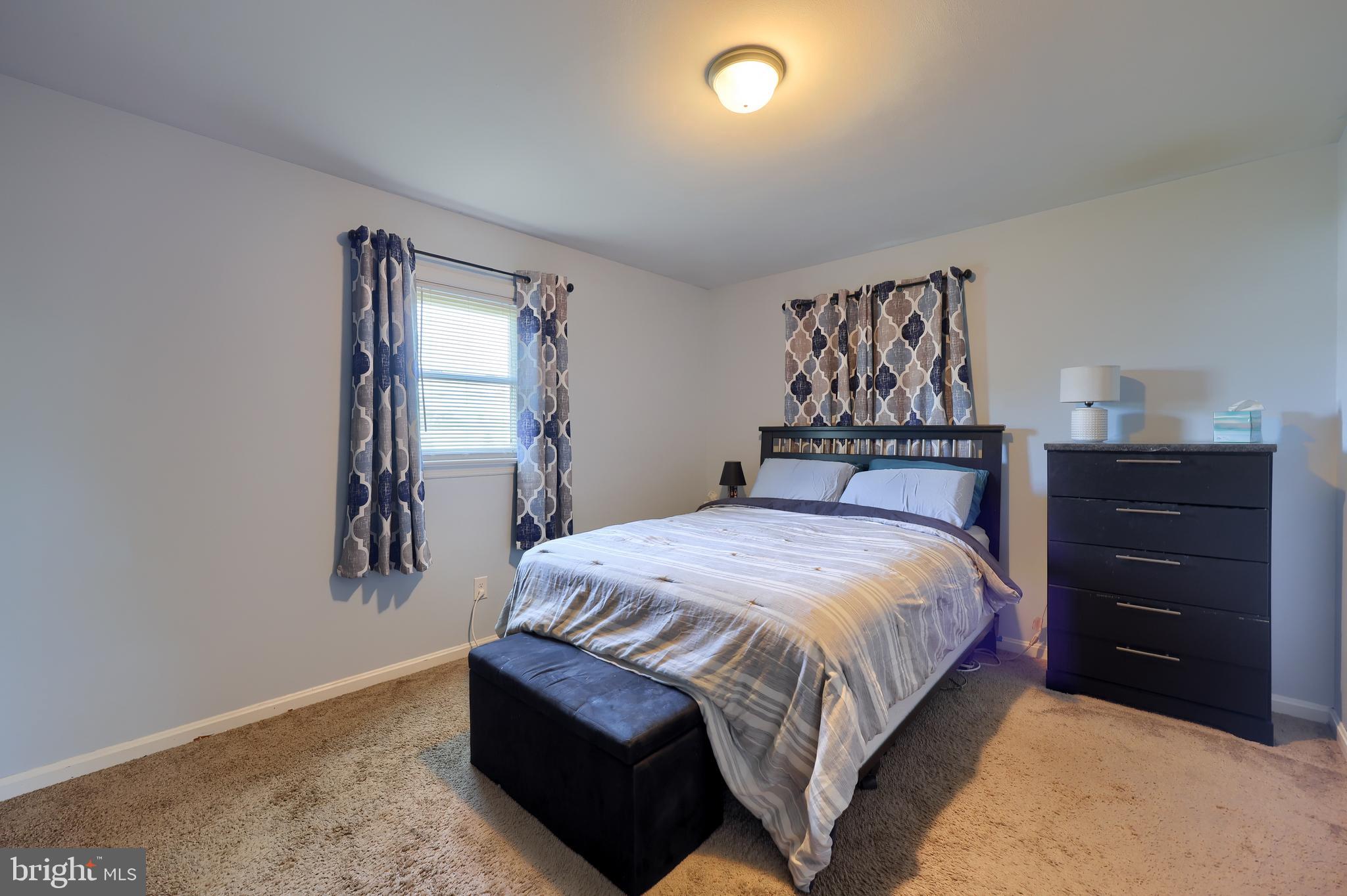 ELIZABETHTOWN BOROUGH - Residential