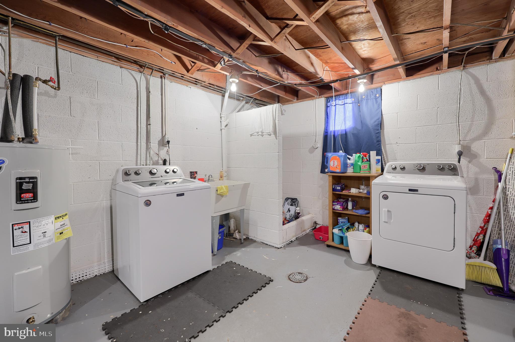 ELIZABETHTOWN BOROUGH - Residential