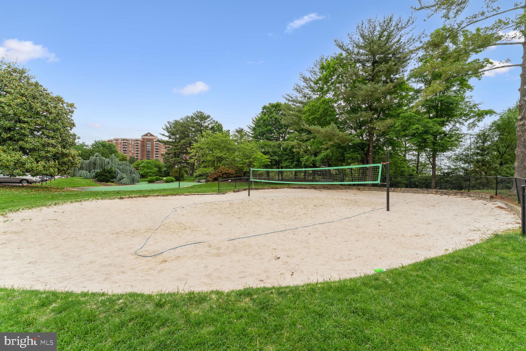 WATERGATE AT LANDMARK - Residential