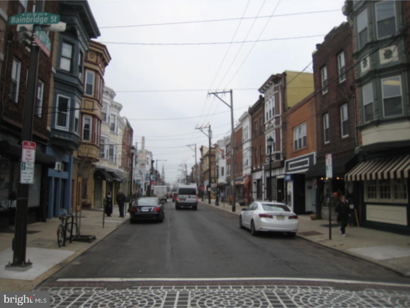 QUEEN VILLAGE - Commercial Sale