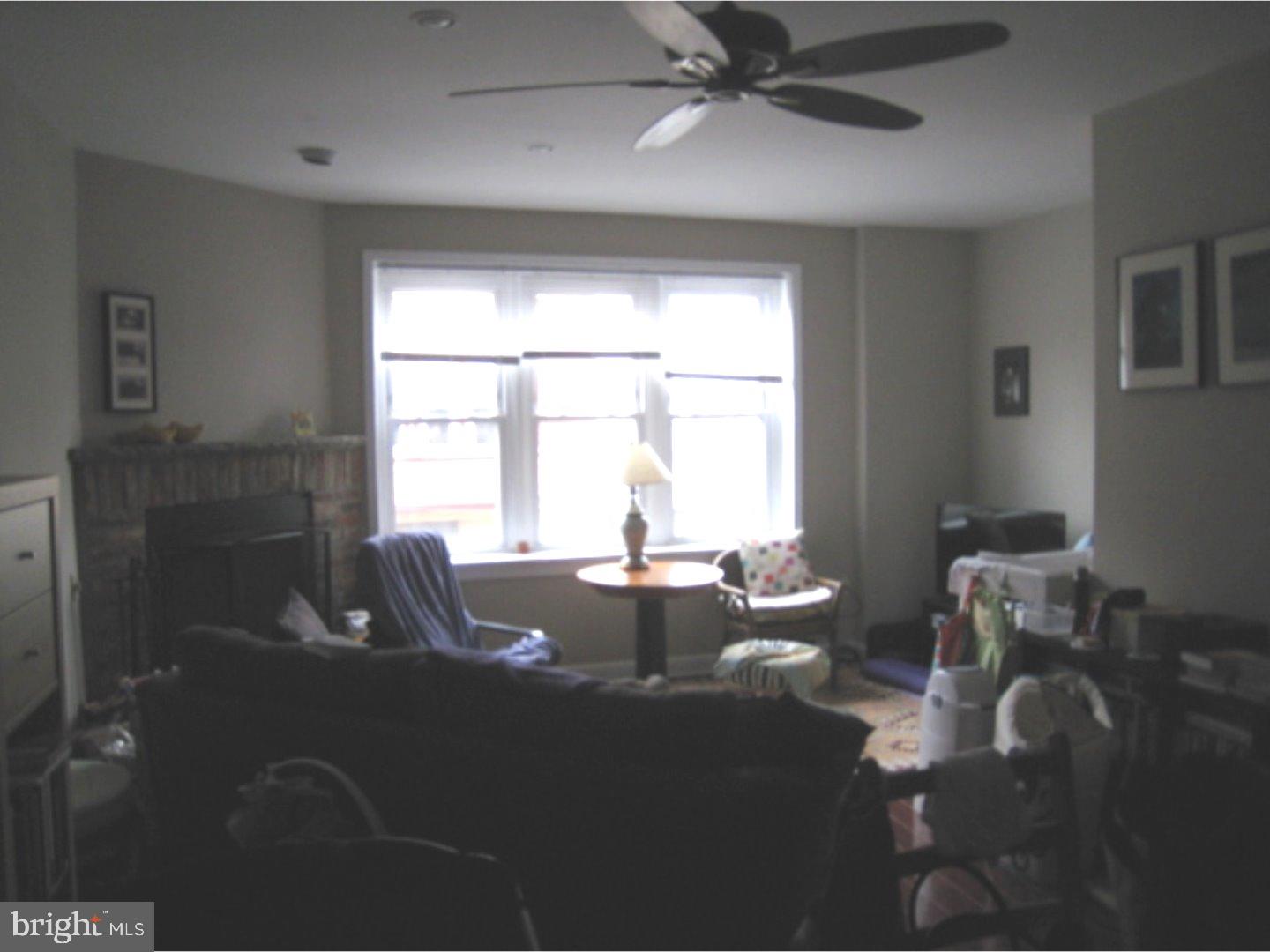 QUEEN VILLAGE - Commercial Sale