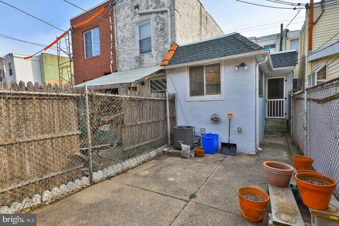 PORT RICHMOND - Residential