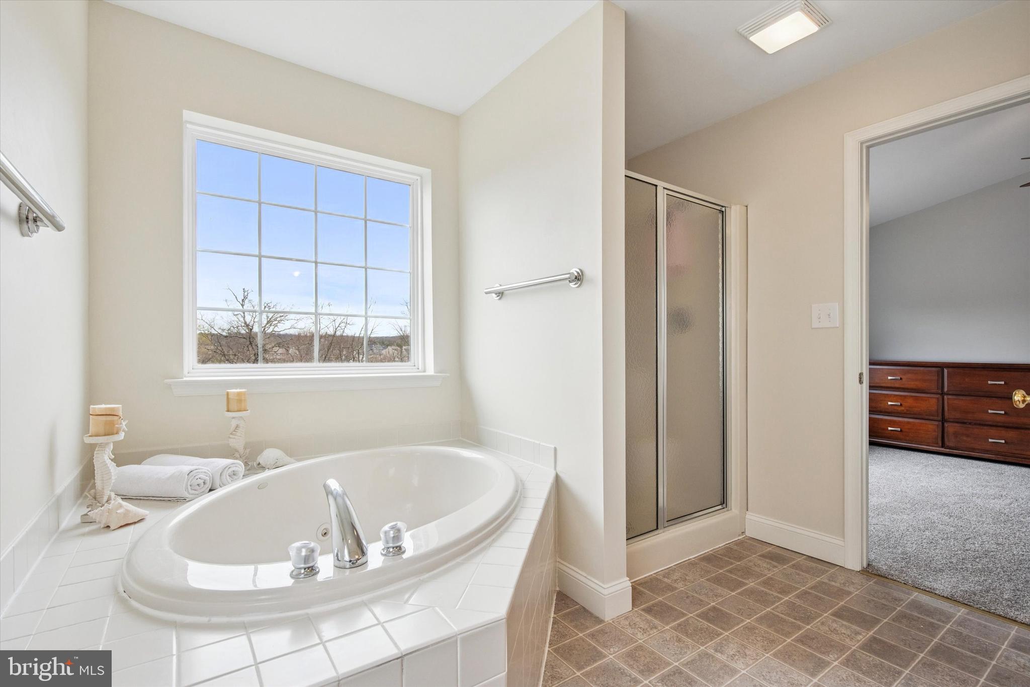 PRESTON COURT - Residential