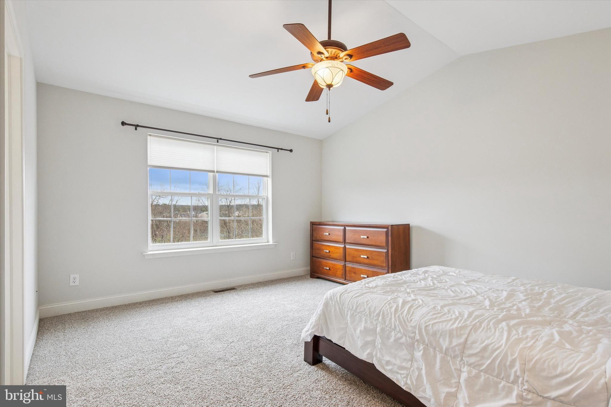 PRESTON COURT - Residential