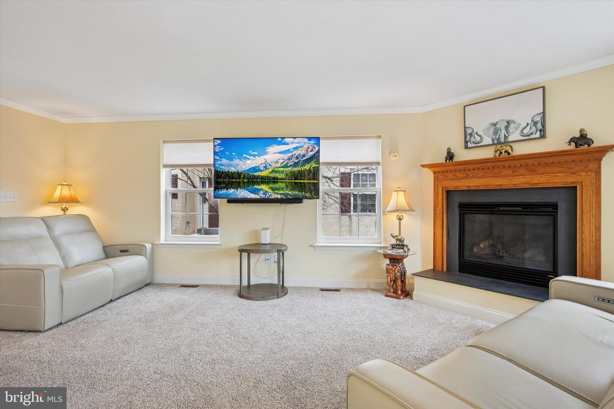 PRESTON COURT - Residential