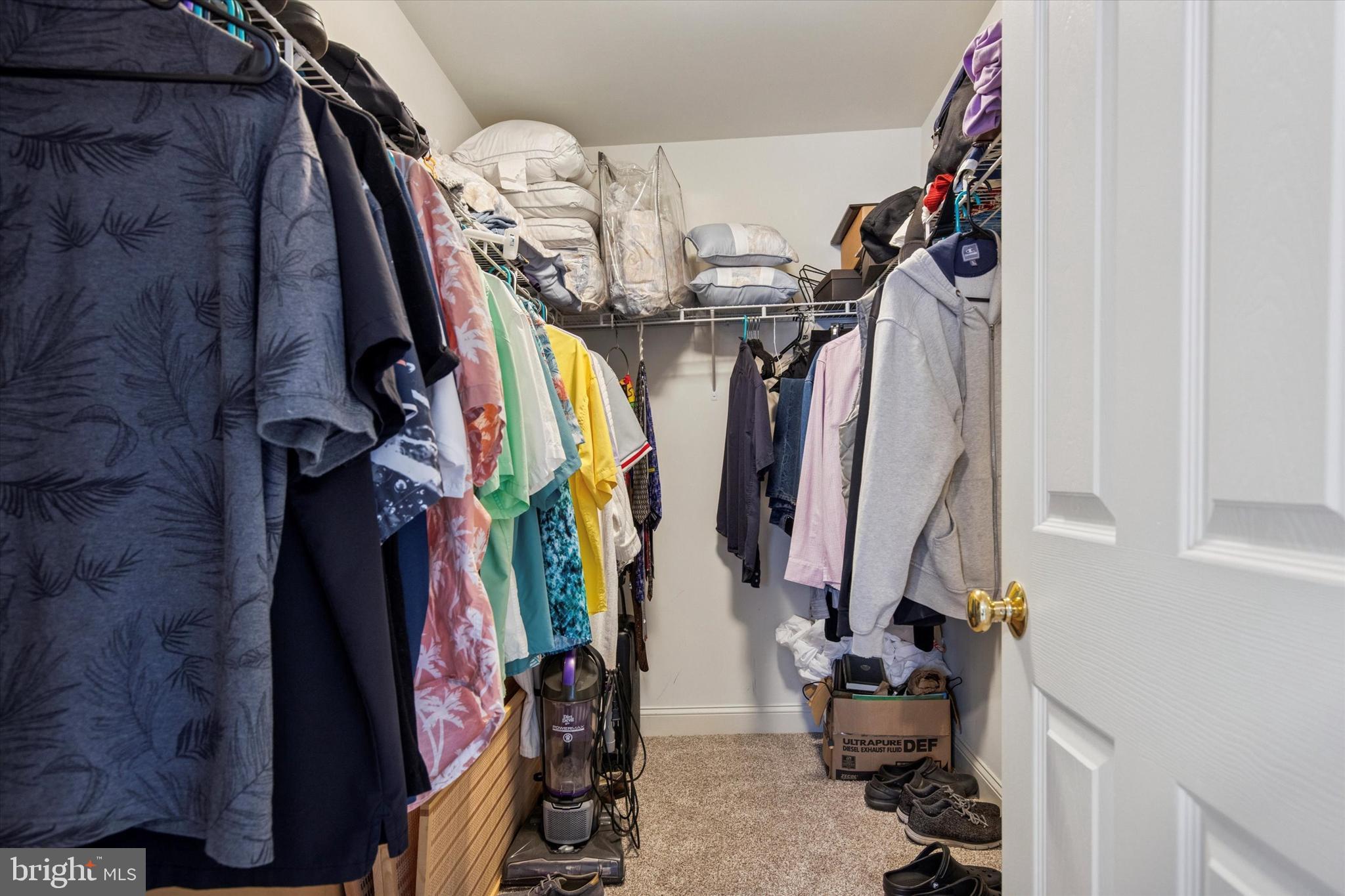 PRESTON COURT - Residential