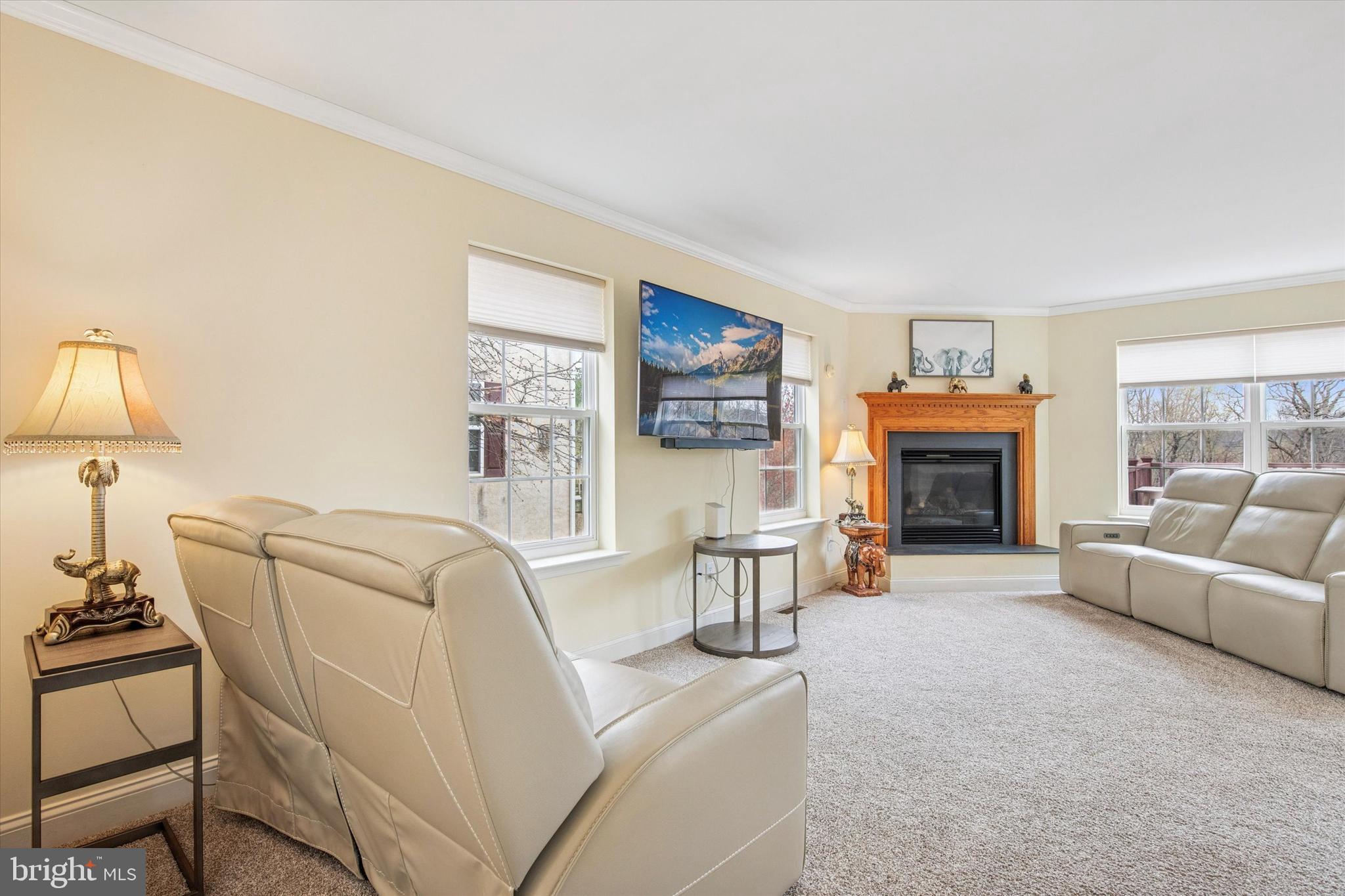 PRESTON COURT - Residential