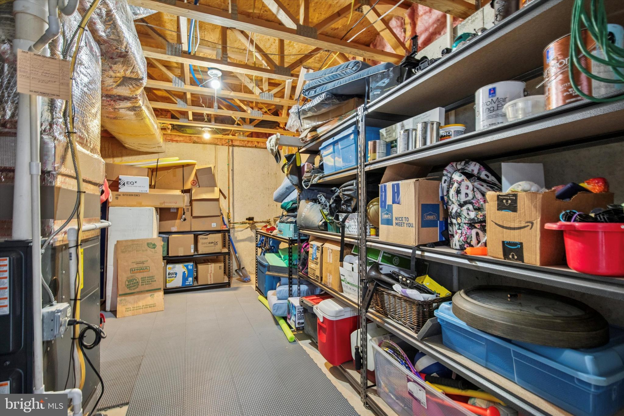 PRESTON COURT - Residential