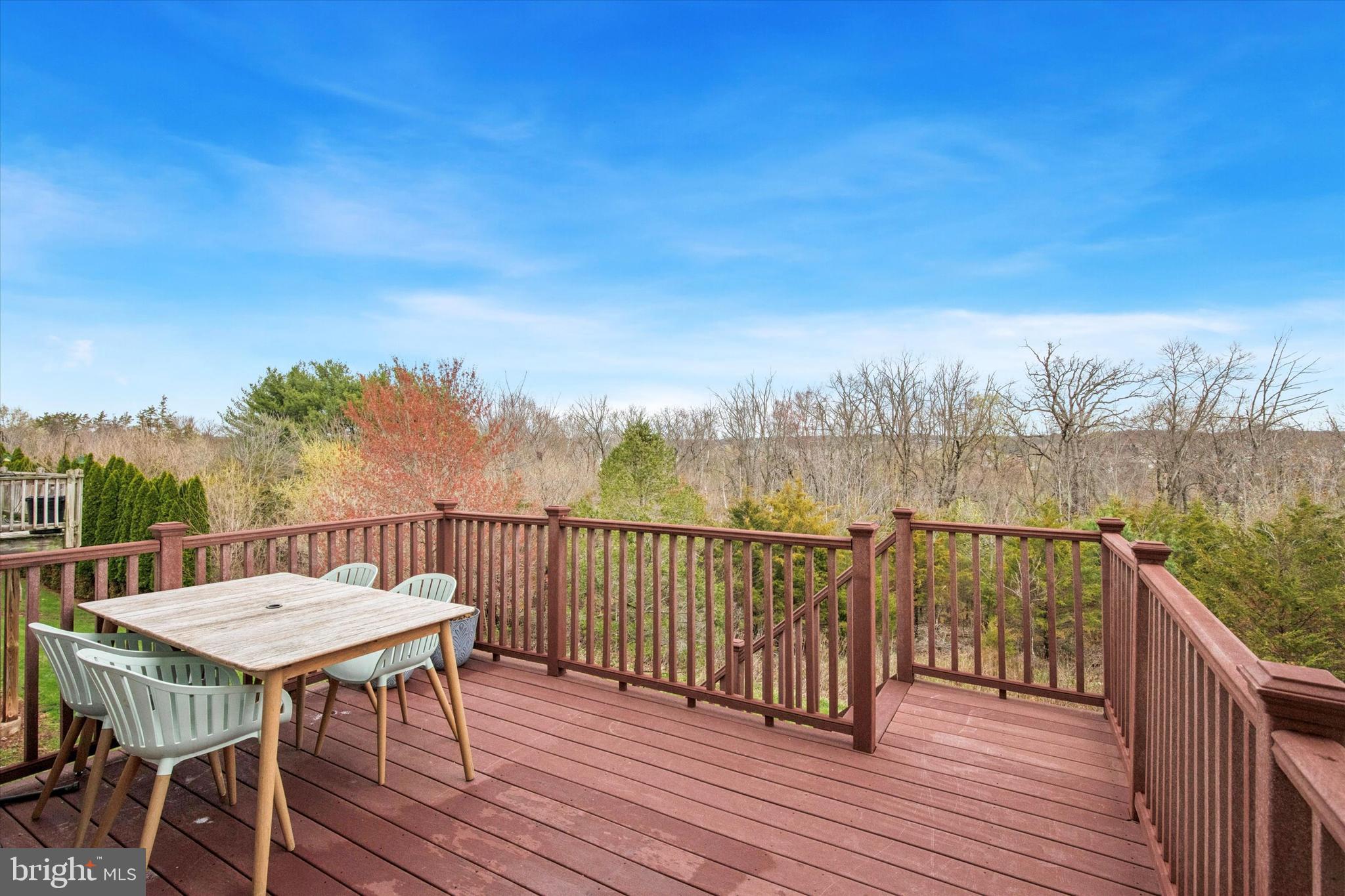 PRESTON COURT - Residential