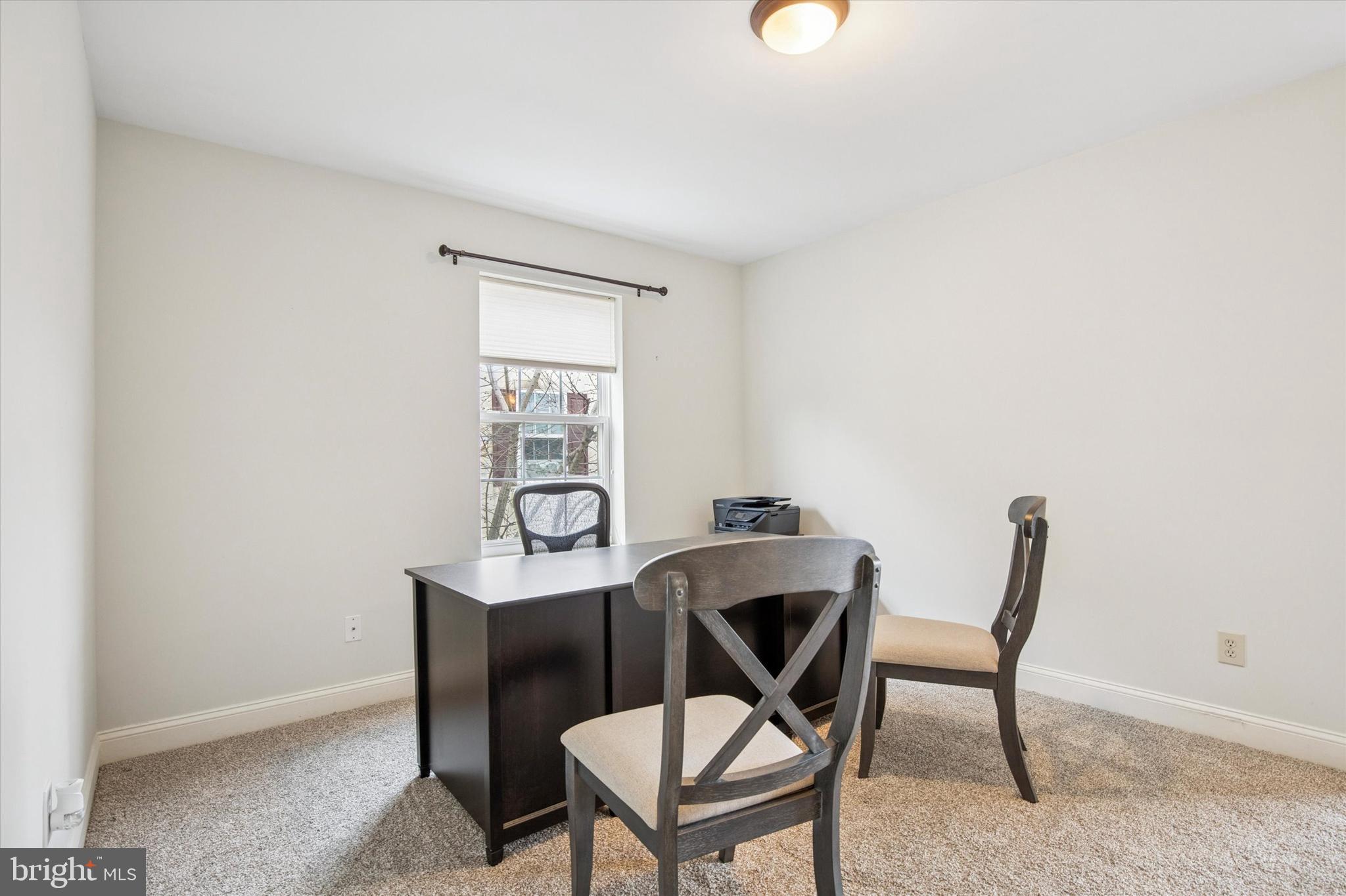 PRESTON COURT - Residential