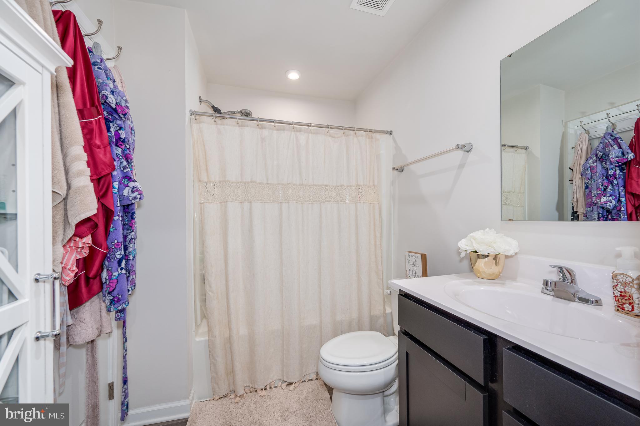 THE LAKES AT MARTINSBURG - Residential