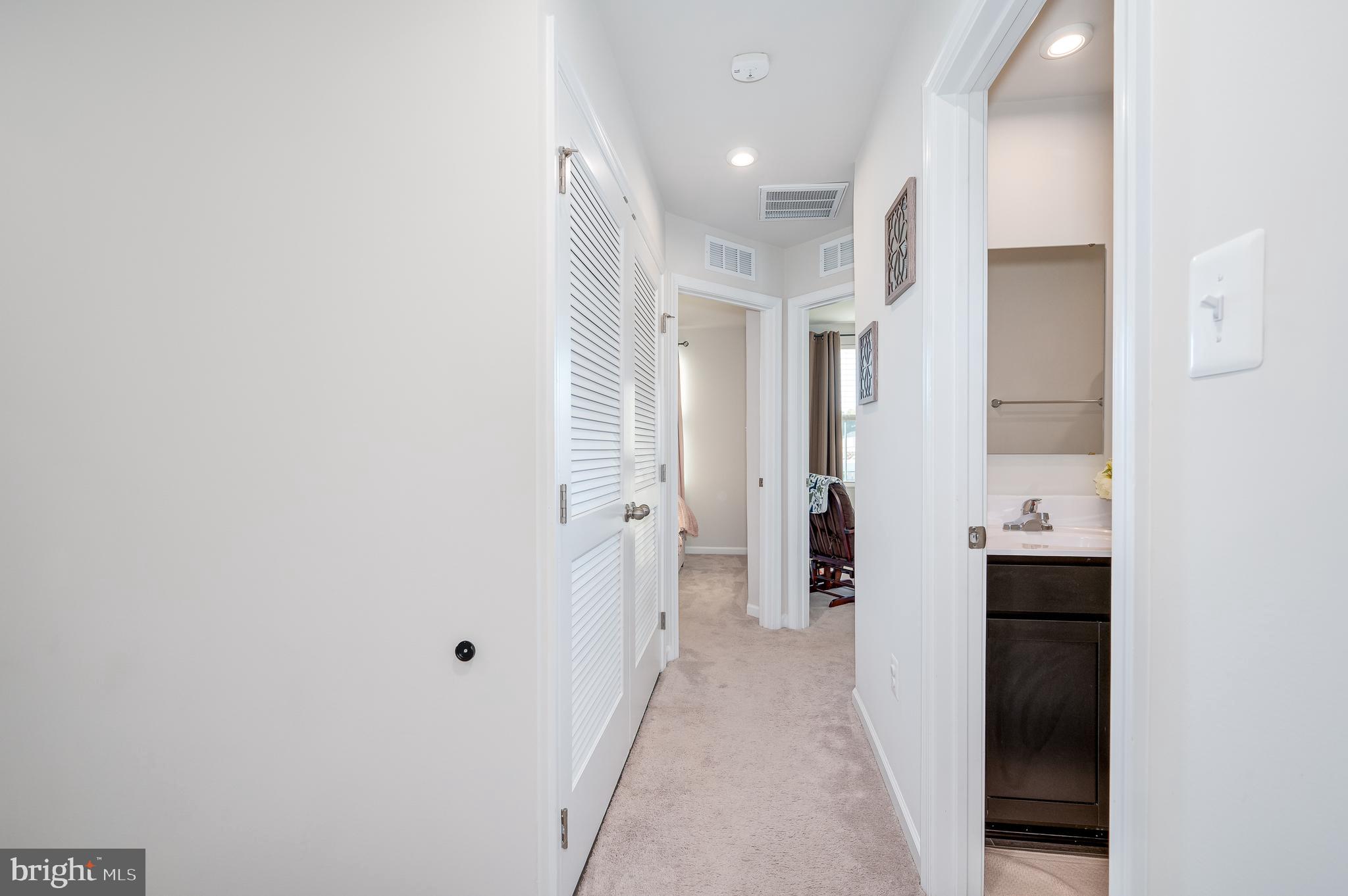 THE LAKES AT MARTINSBURG - Residential