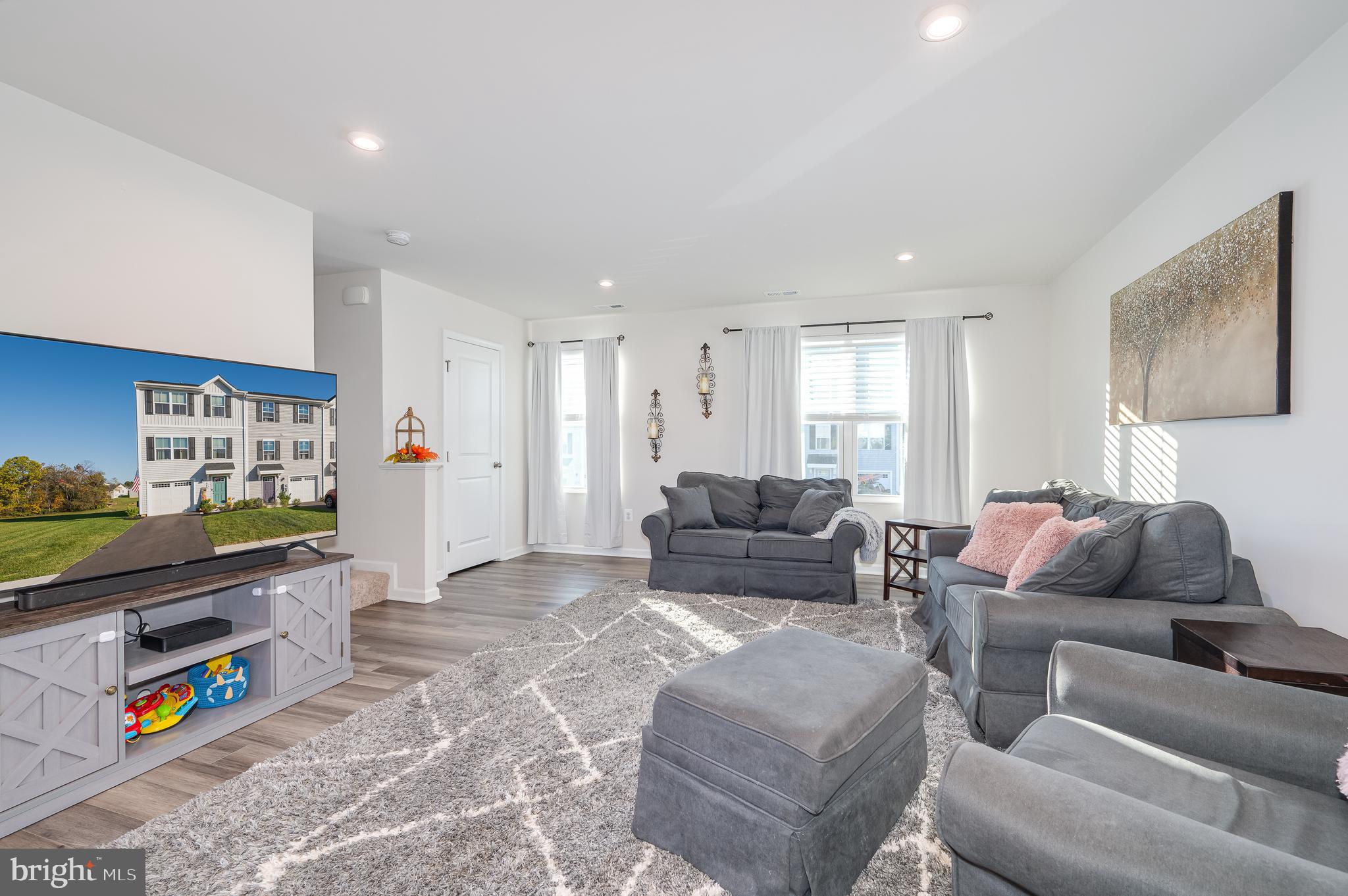 THE LAKES AT MARTINSBURG - Residential