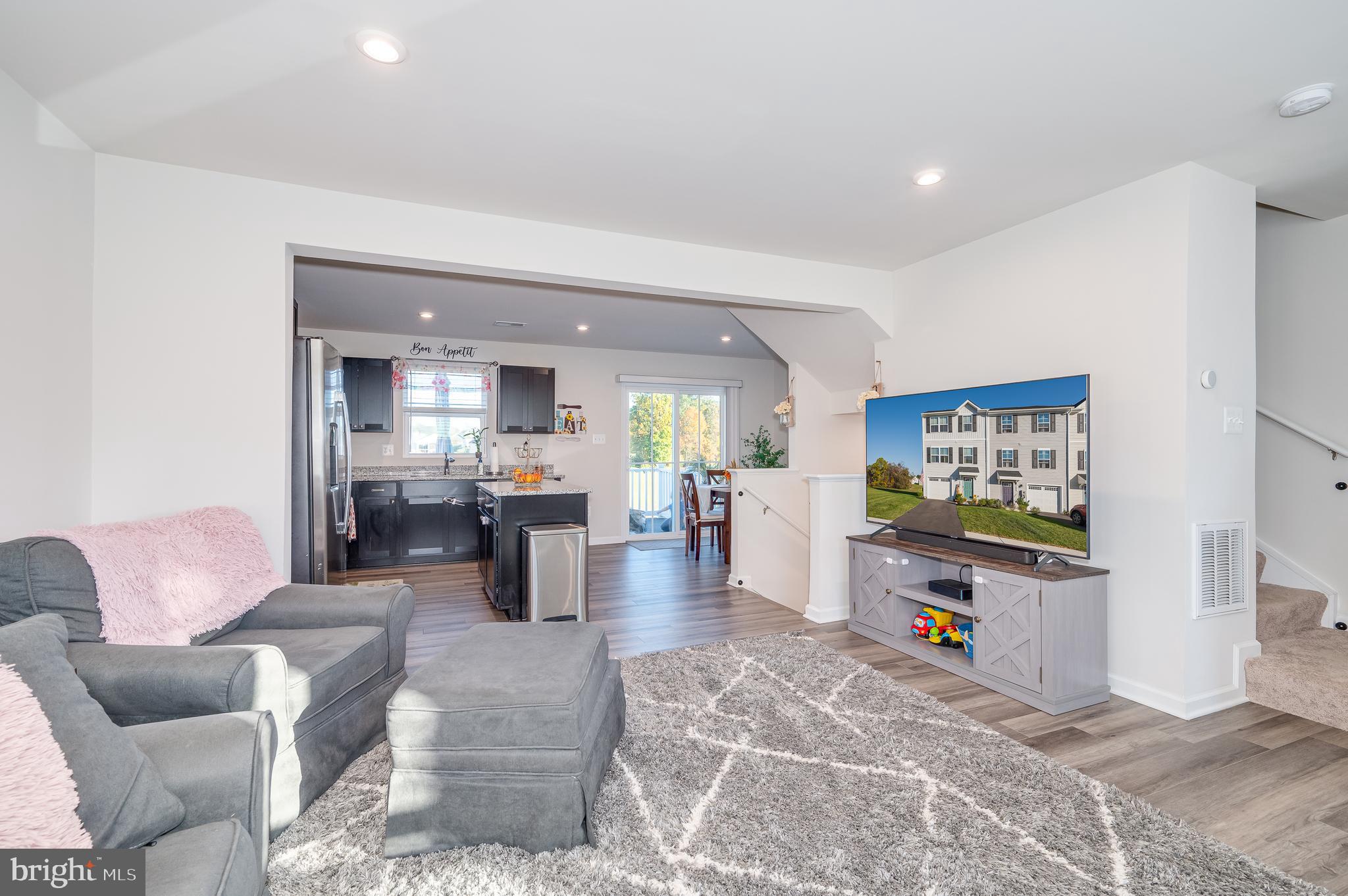 THE LAKES AT MARTINSBURG - Residential