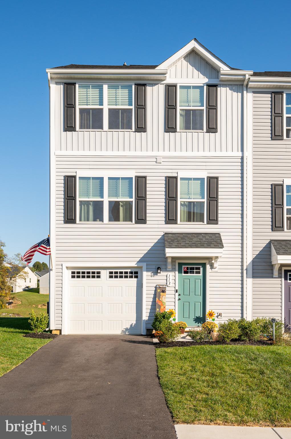 THE LAKES AT MARTINSBURG - Residential