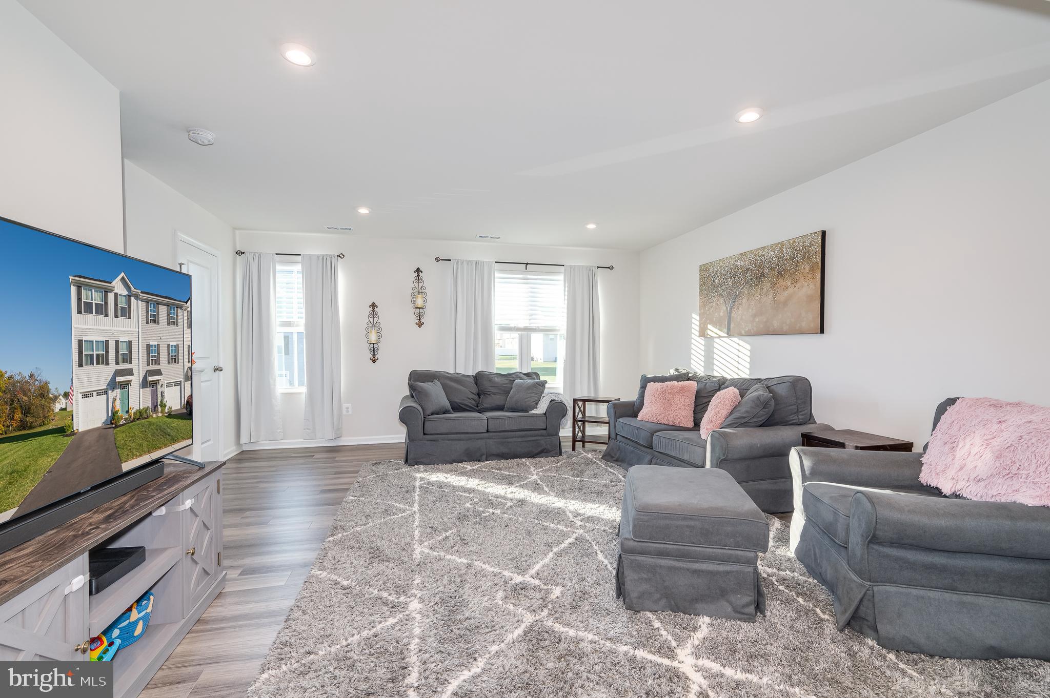 THE LAKES AT MARTINSBURG - Residential