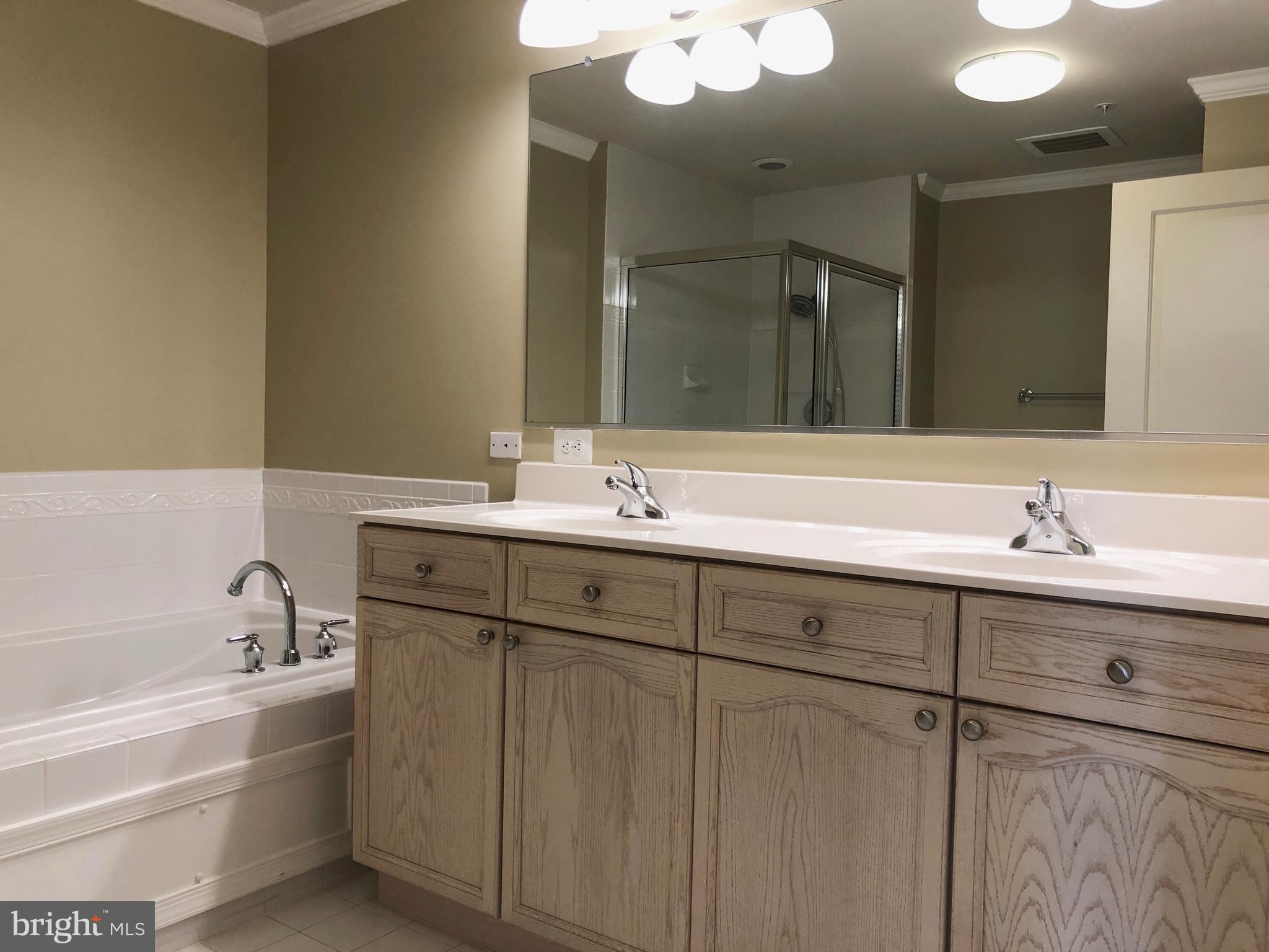 BELMONT BAY - Residential Lease