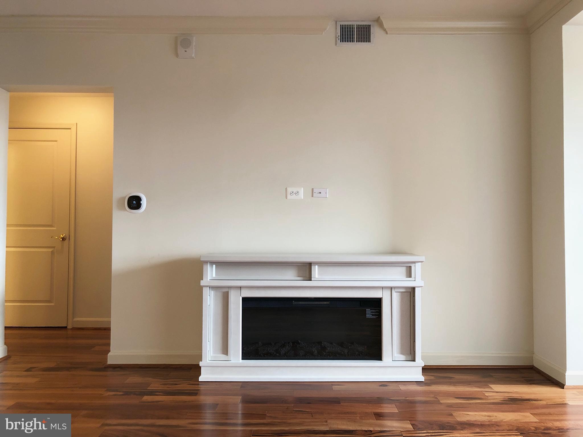 BELMONT BAY - Residential Lease