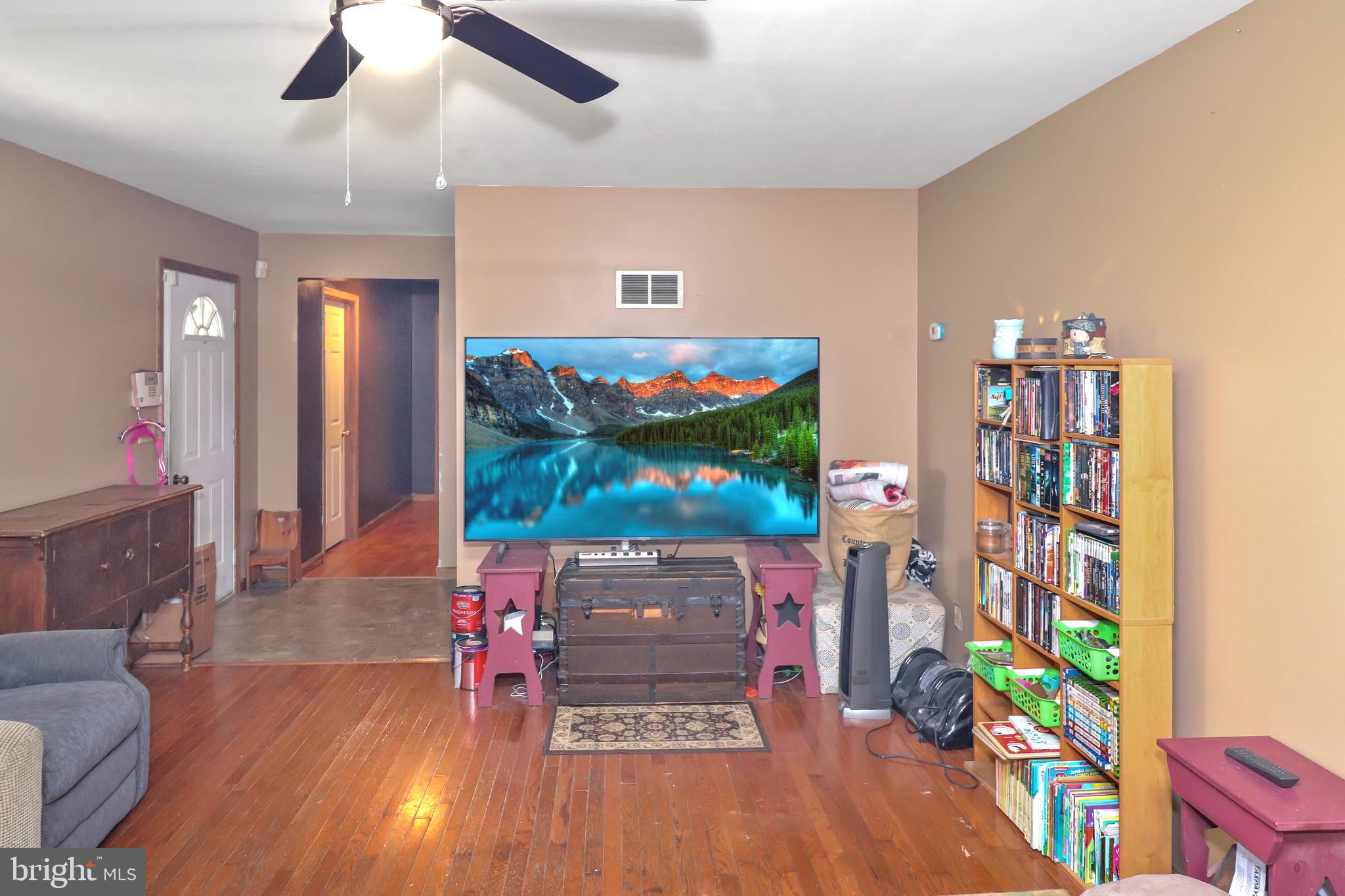 PINE GROVE - Residential