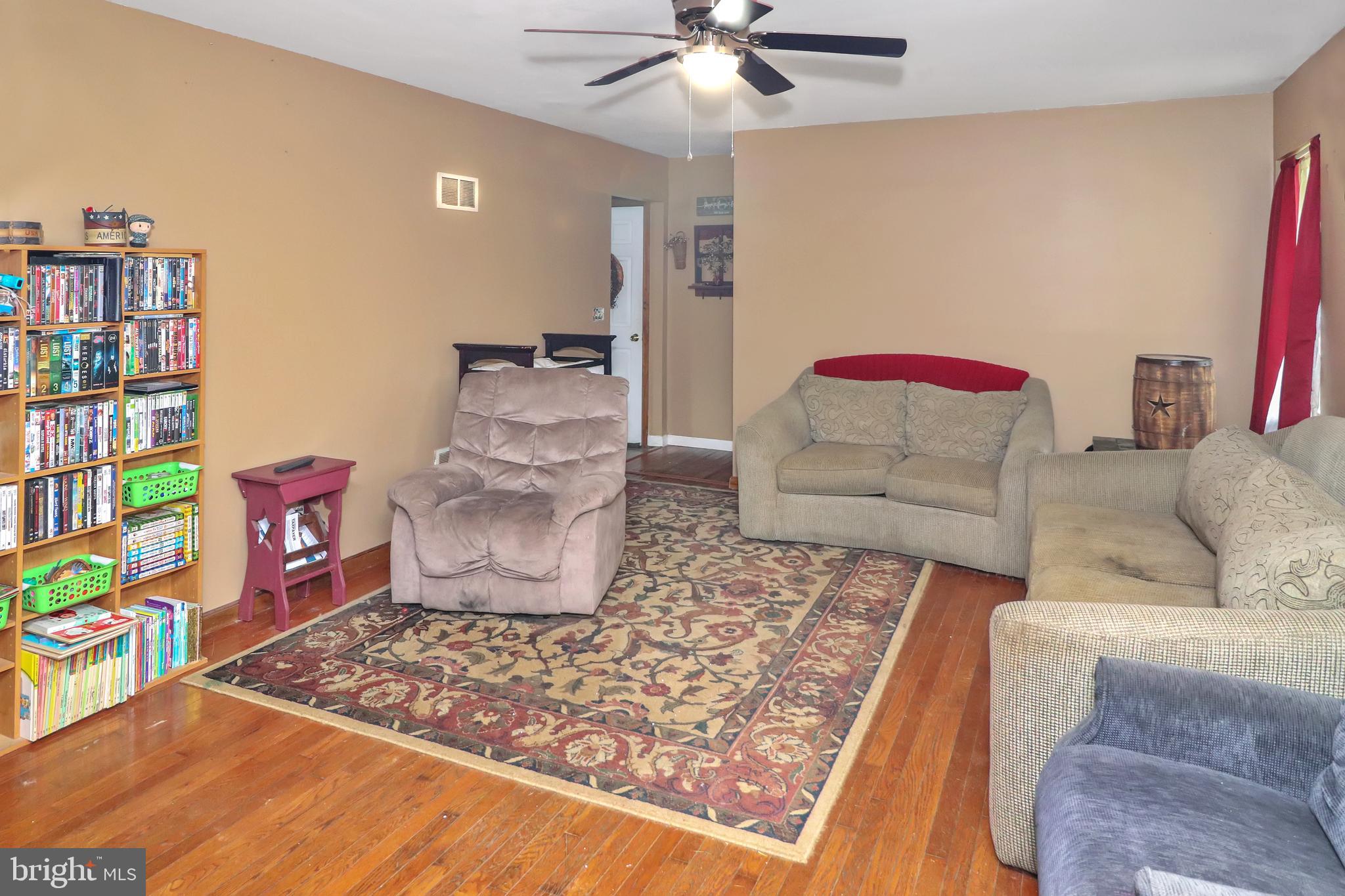 PINE GROVE - Residential