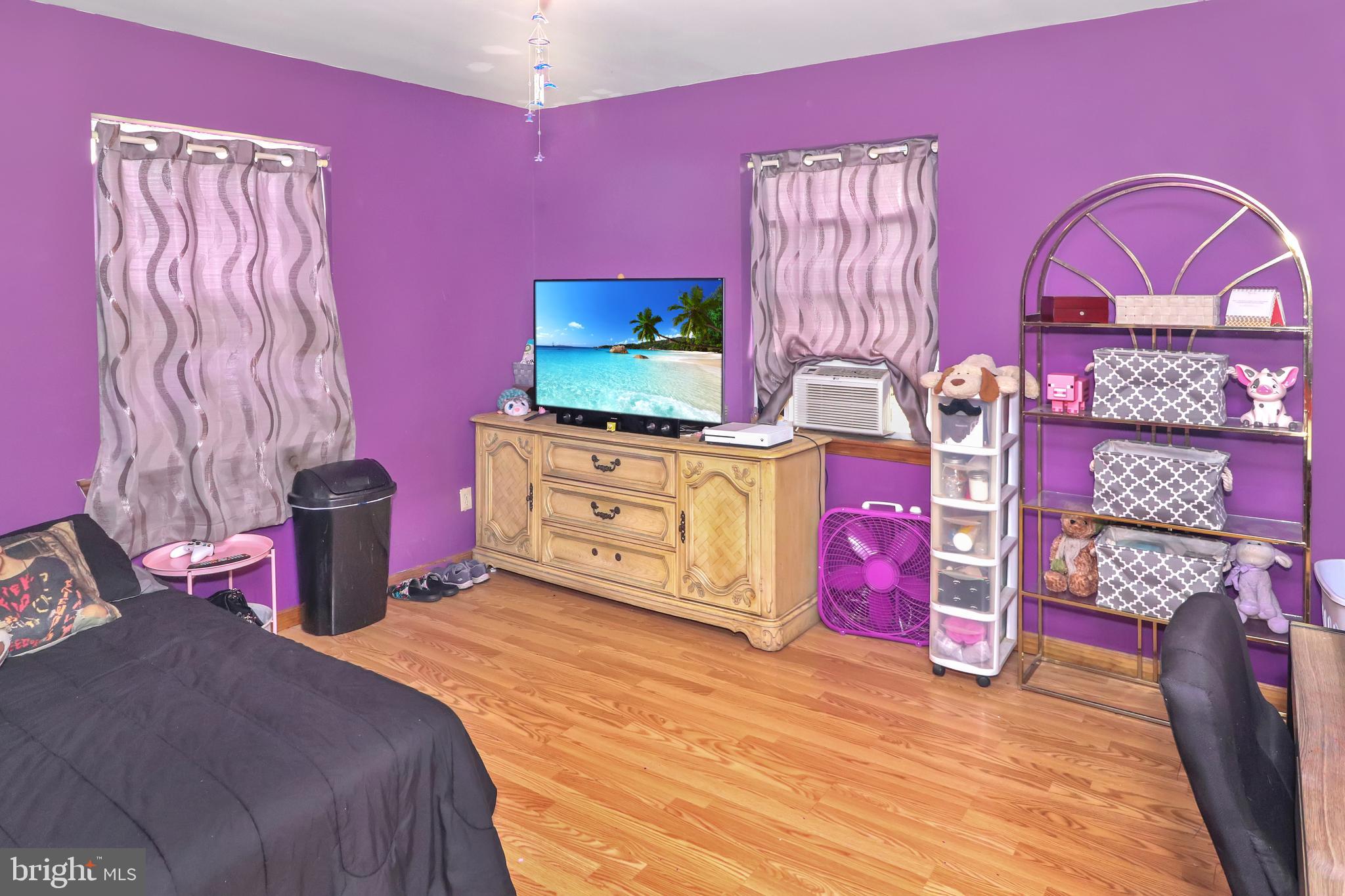 PINE GROVE - Residential