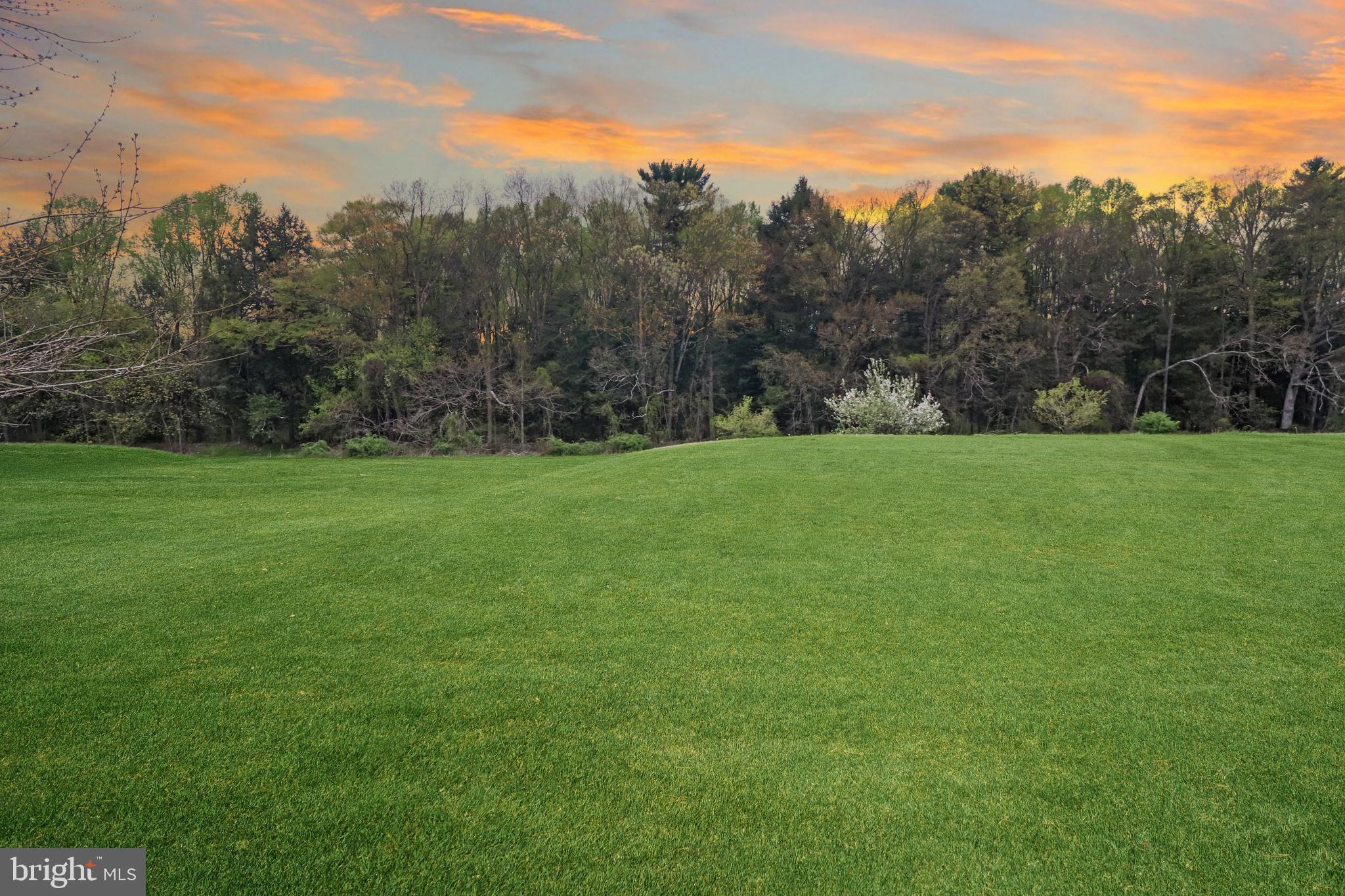 PINE GROVE - Residential